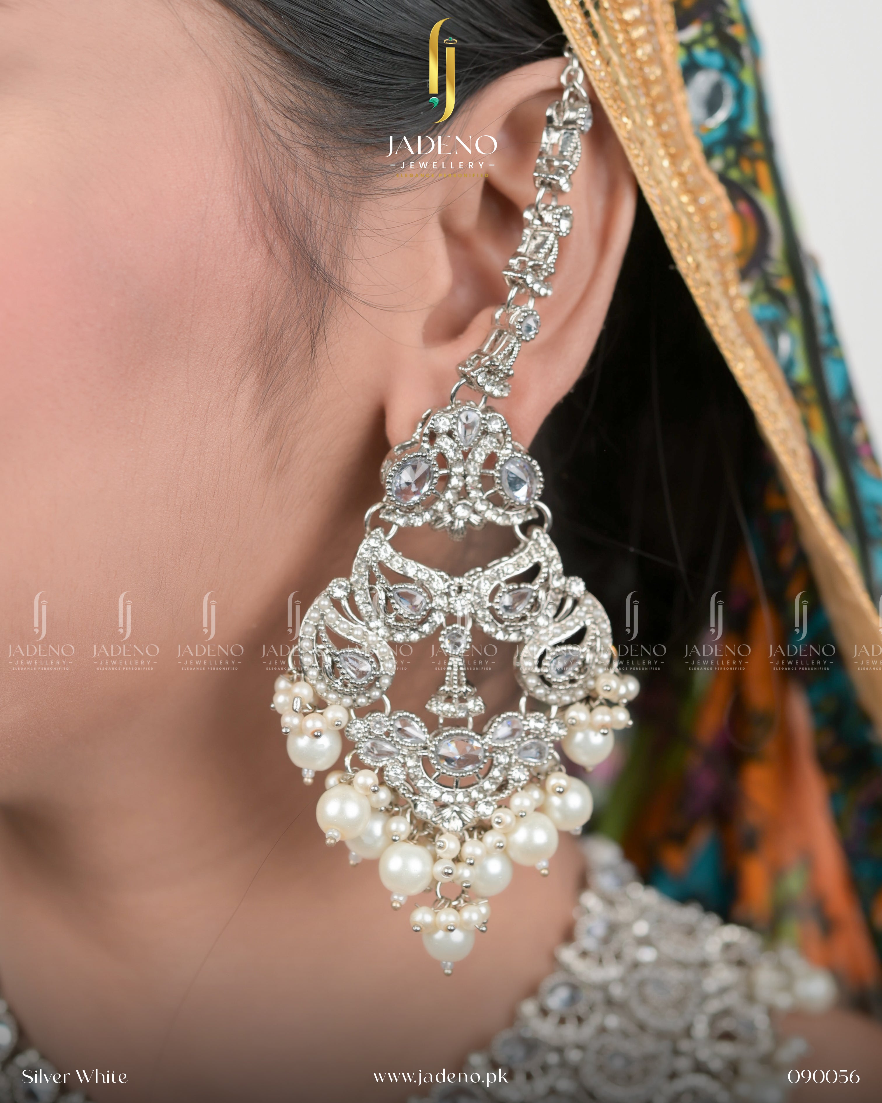 Pure Aakarshak Bridal Set