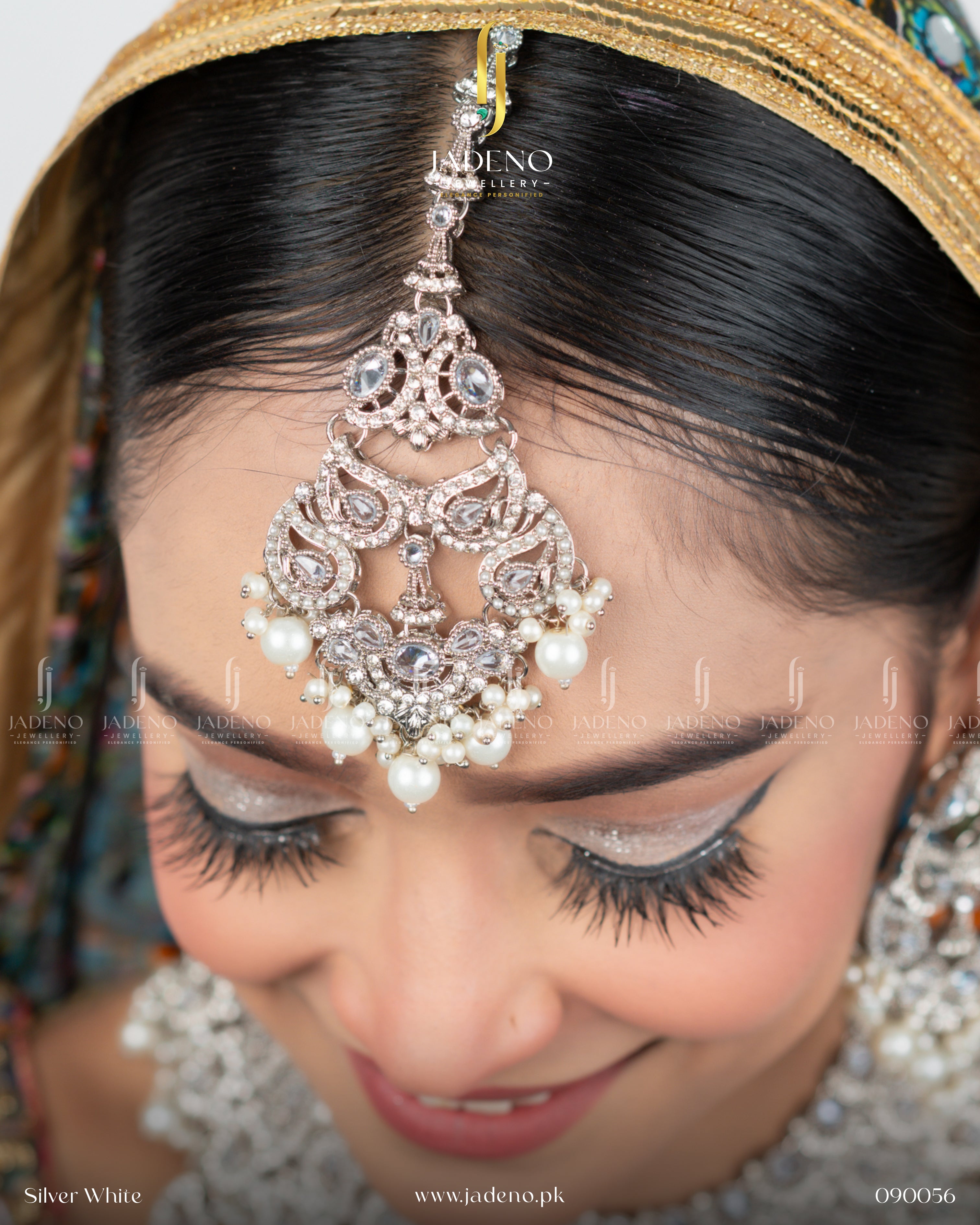 Pure Aakarshak Bridal Set