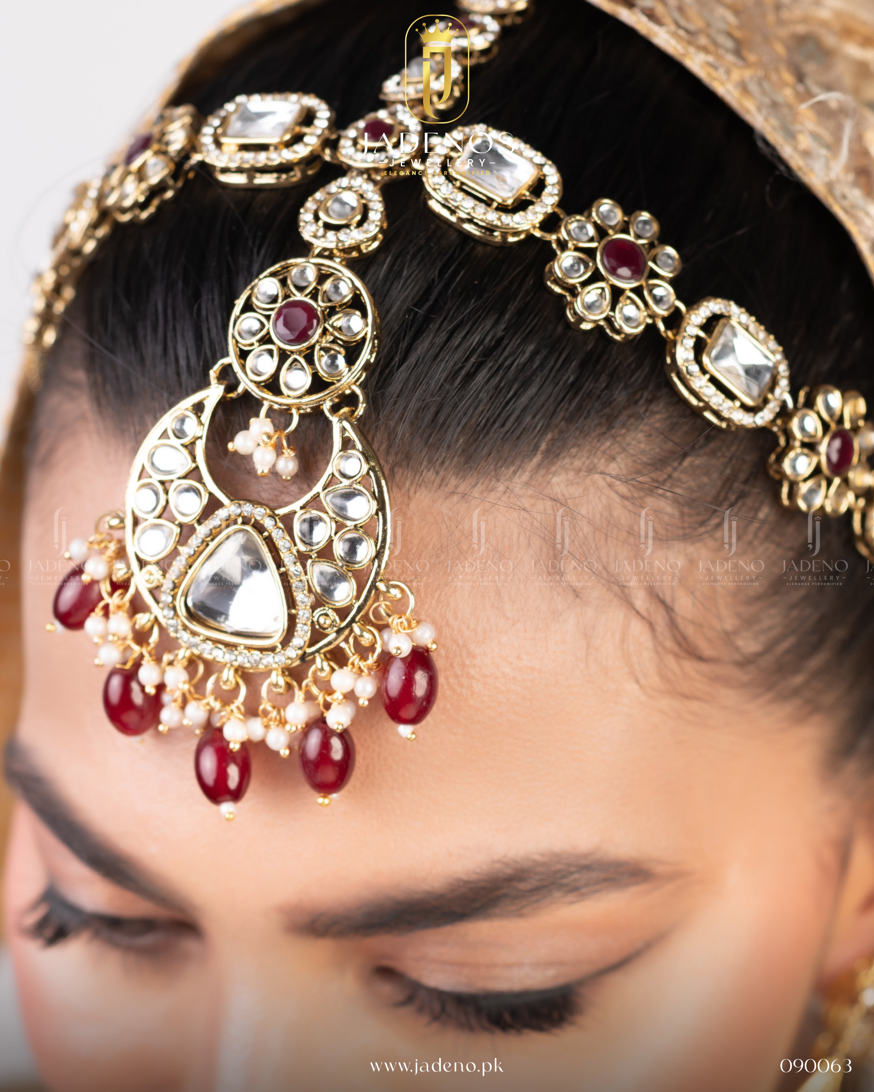 The Mah-e-Noor Bridal Set with Nath and Adjustable Rings