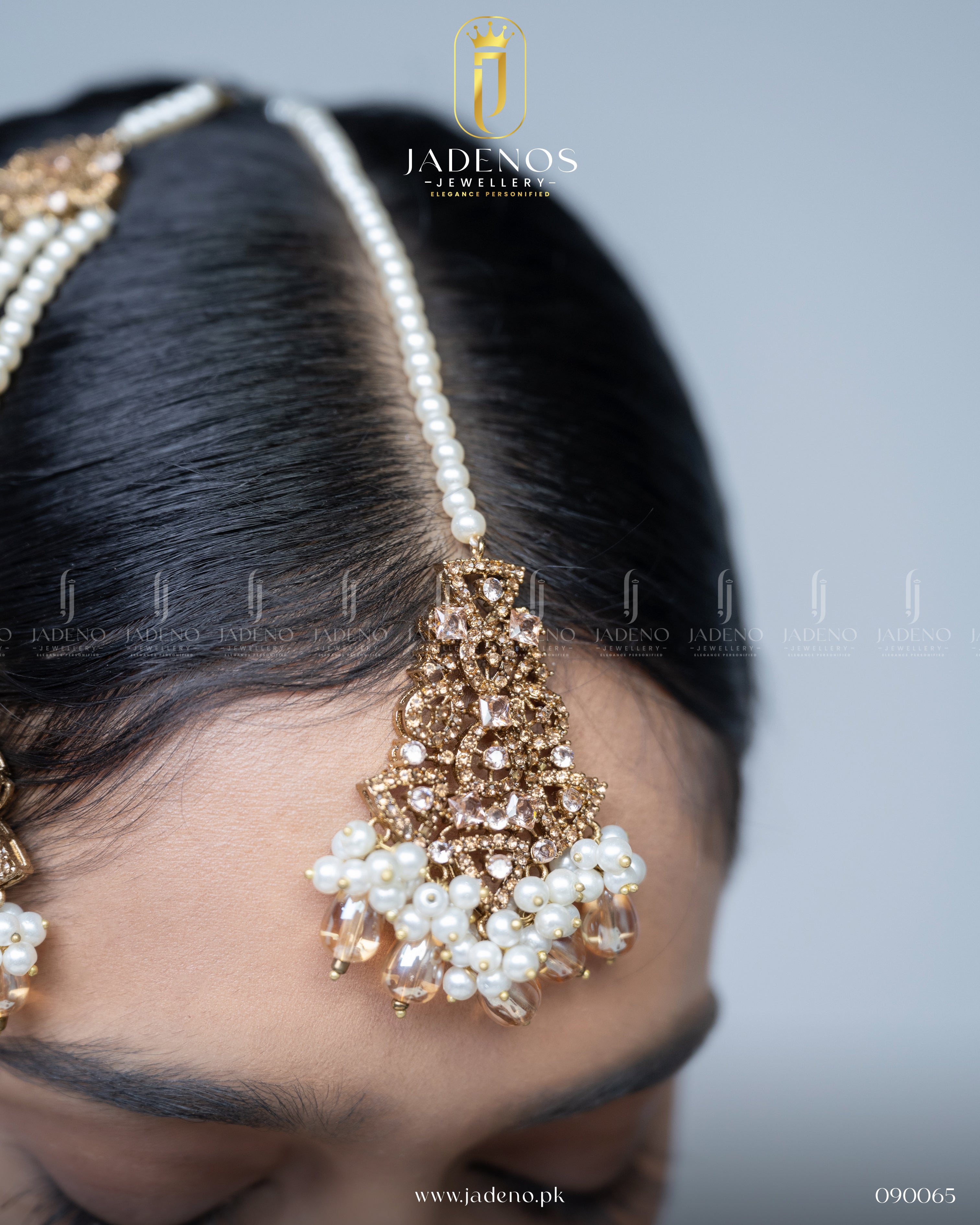 The Rang-e- Husn Bridal Set