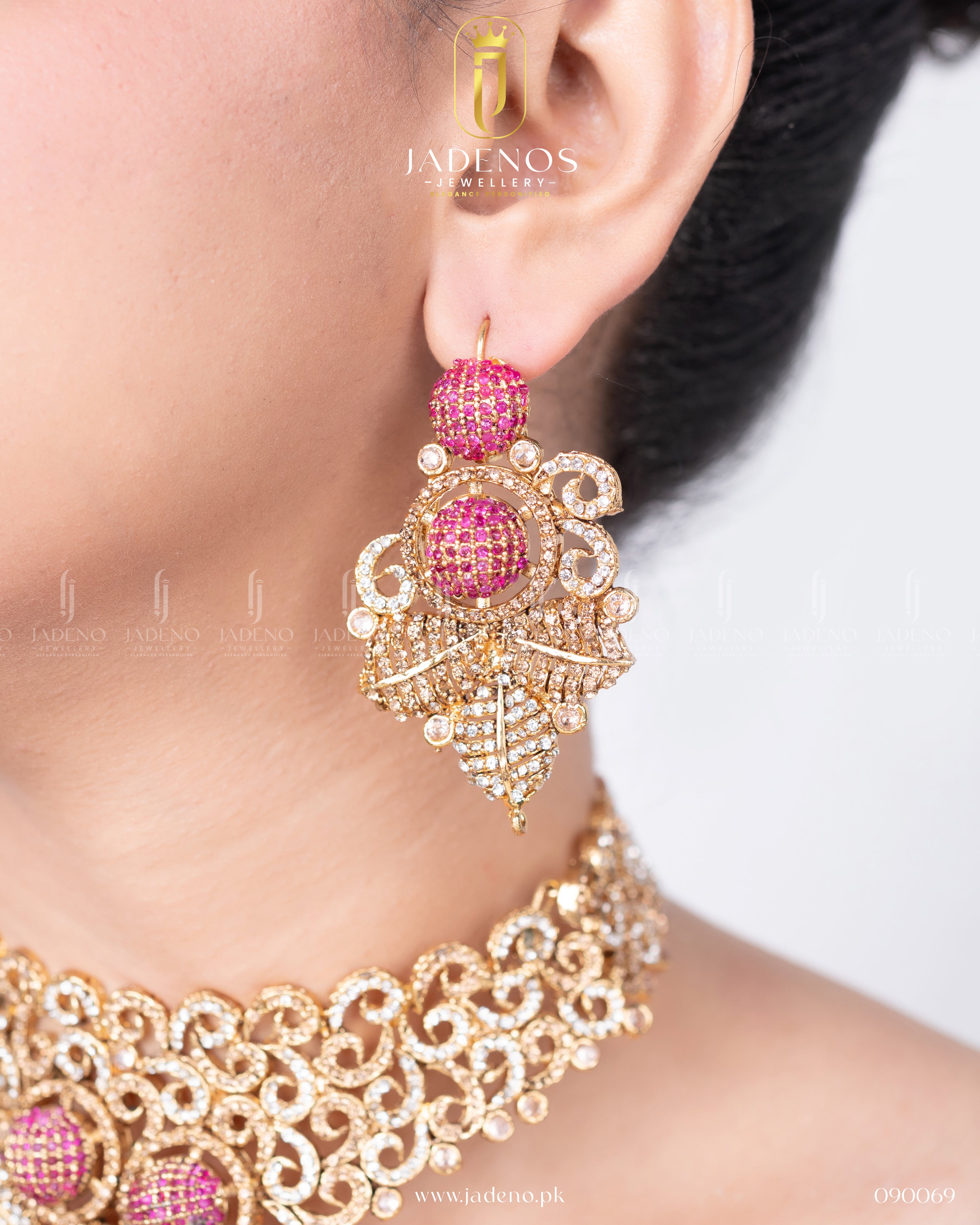 Designer's Crafted Aurora Bloom Collar Set with Tika Jhumar