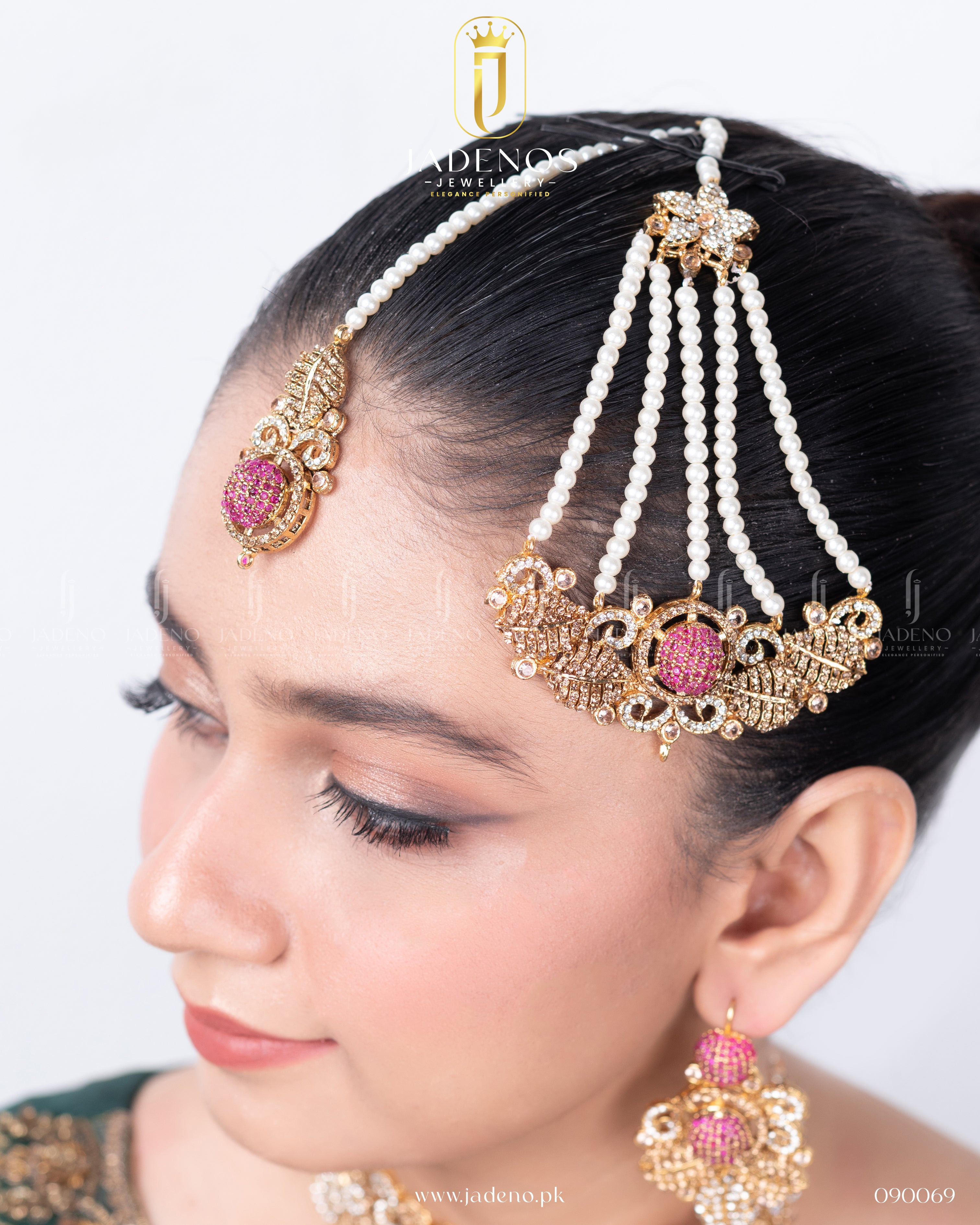 Designer's Crafted Aurora Bloom Collar Set with Tika Jhumar