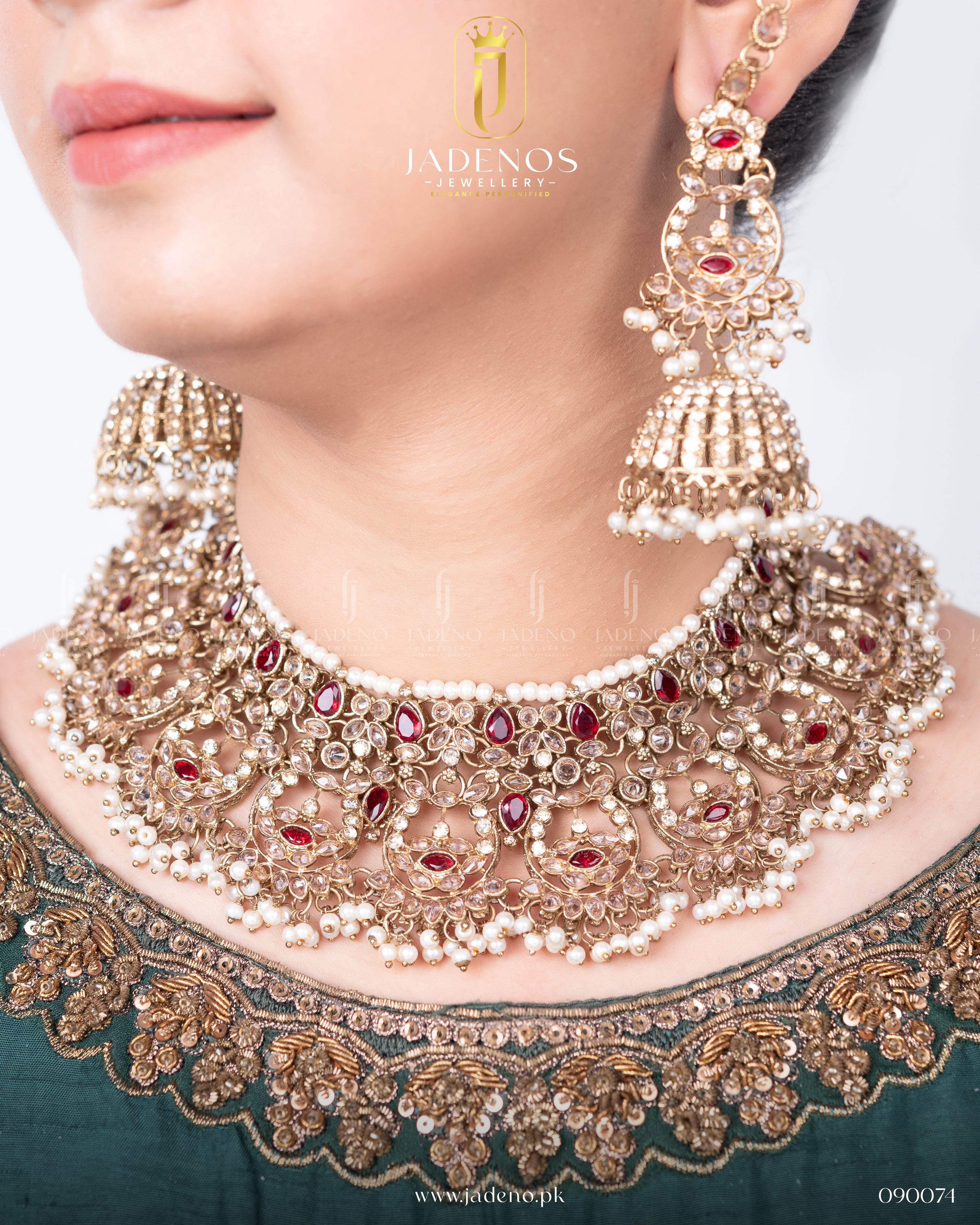The Majestic Veloura Bridal Set with Panja, Tika and Jhumar