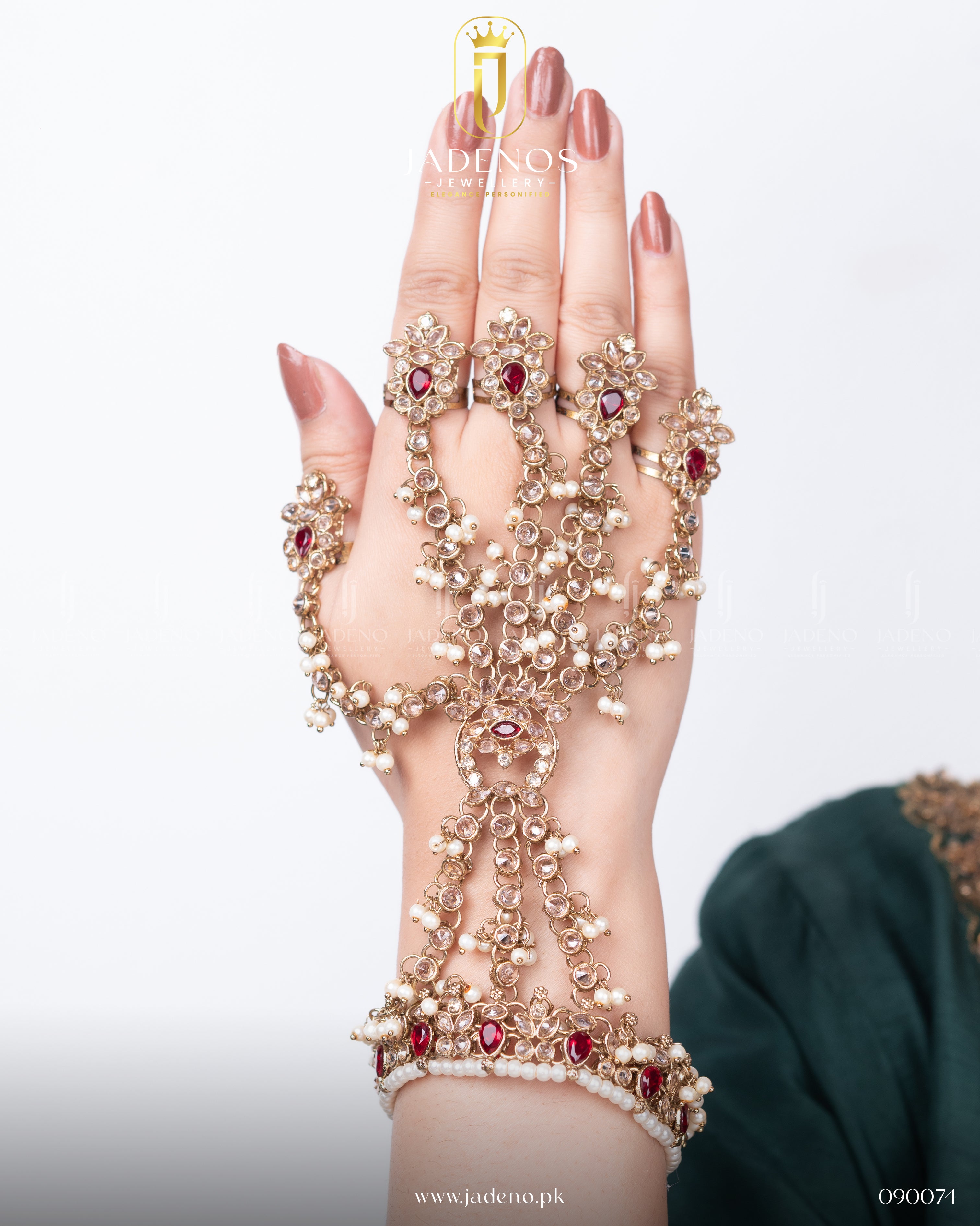 The Majestic Veloura Bridal Set with Panja, Tika and Jhumar