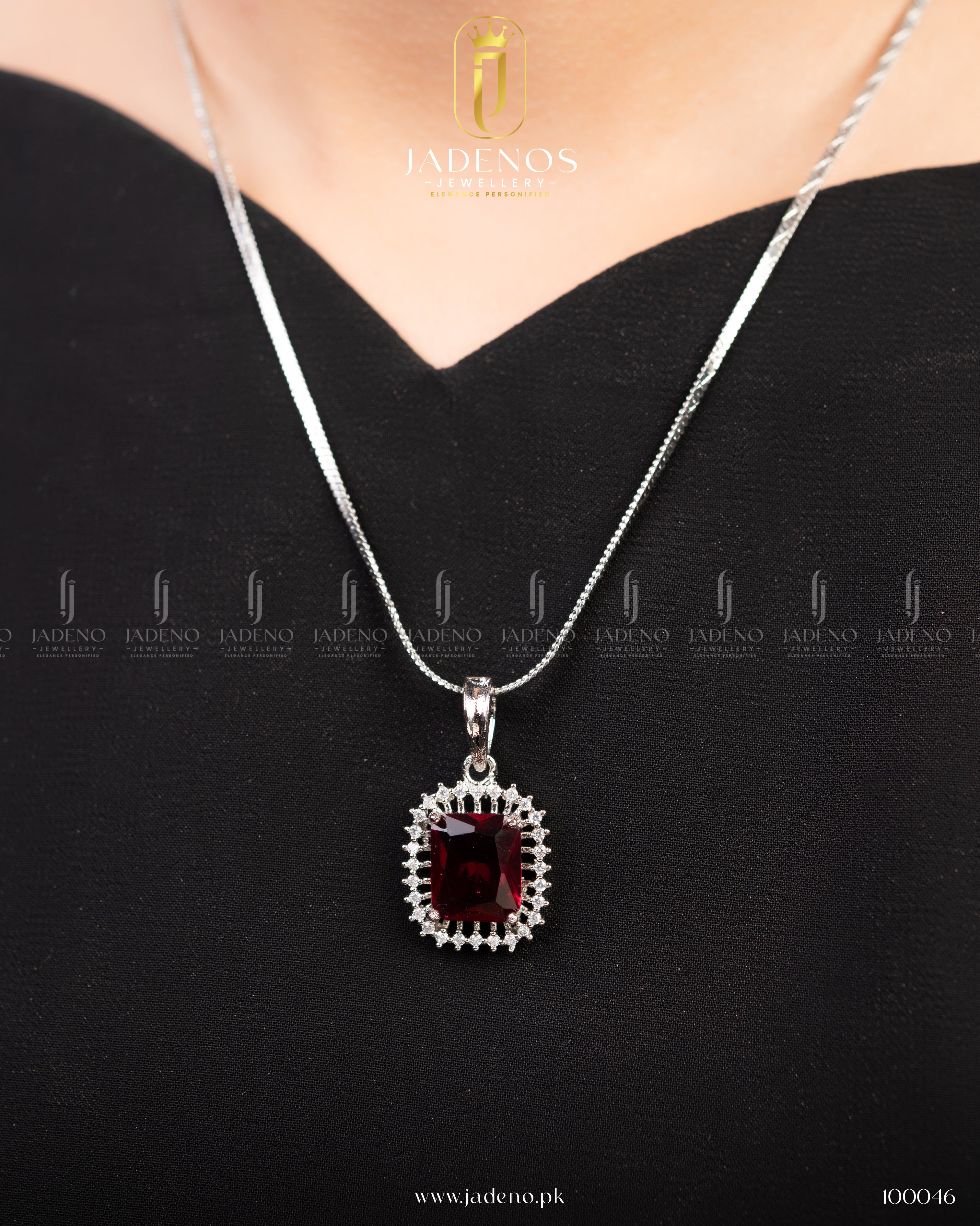 The Aura Pendant set