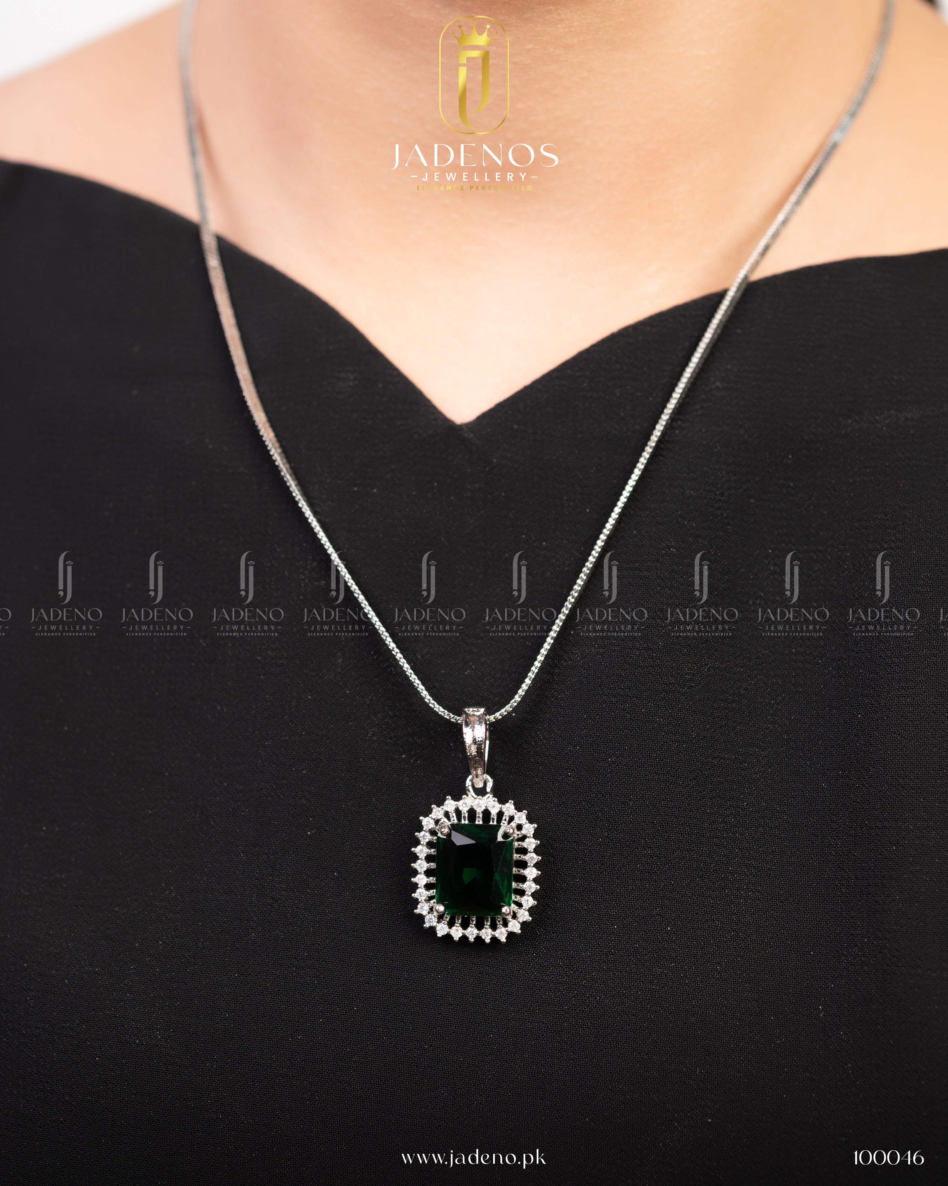 The Aura Pendant set