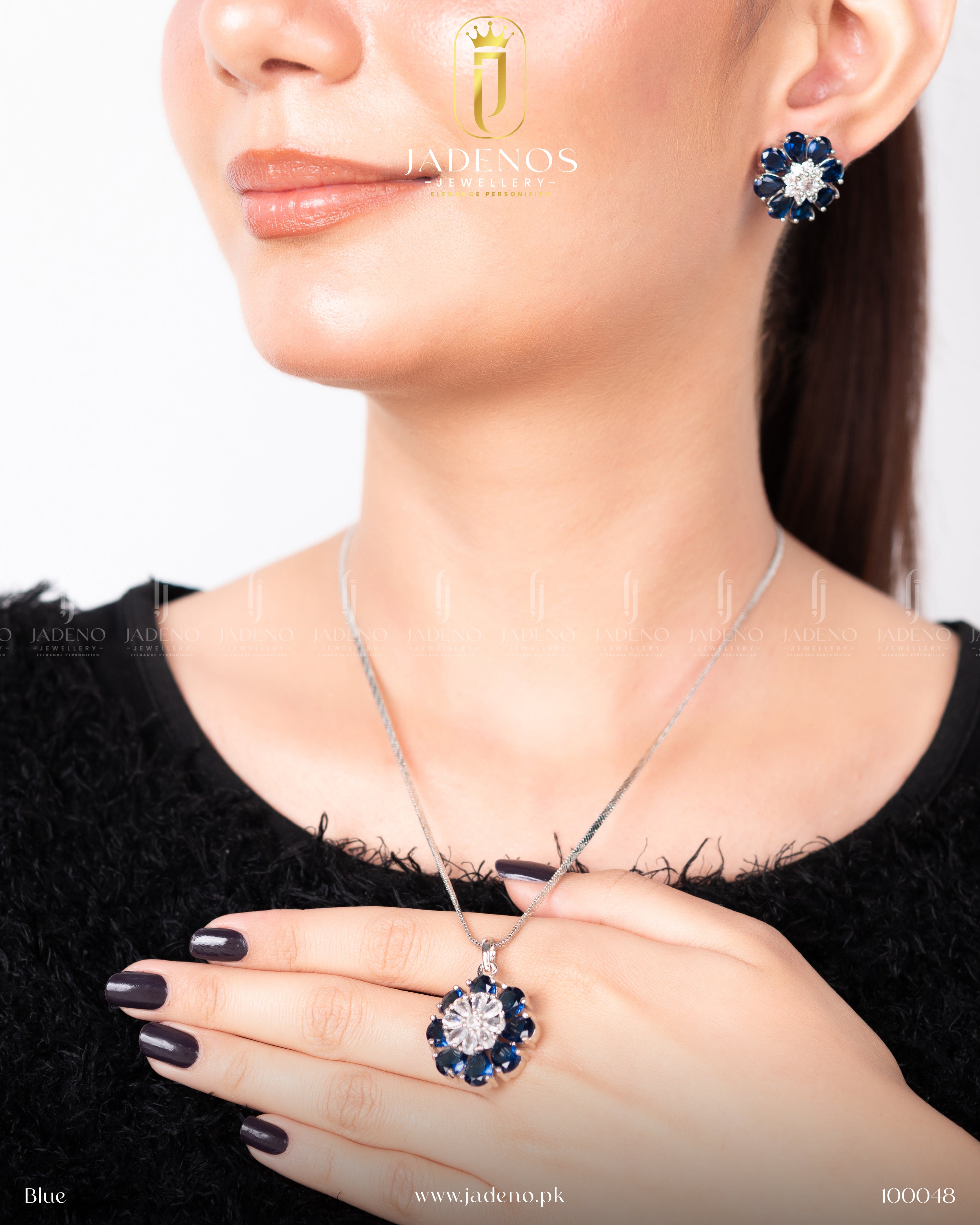 The Bloomique Flora Pendant Set