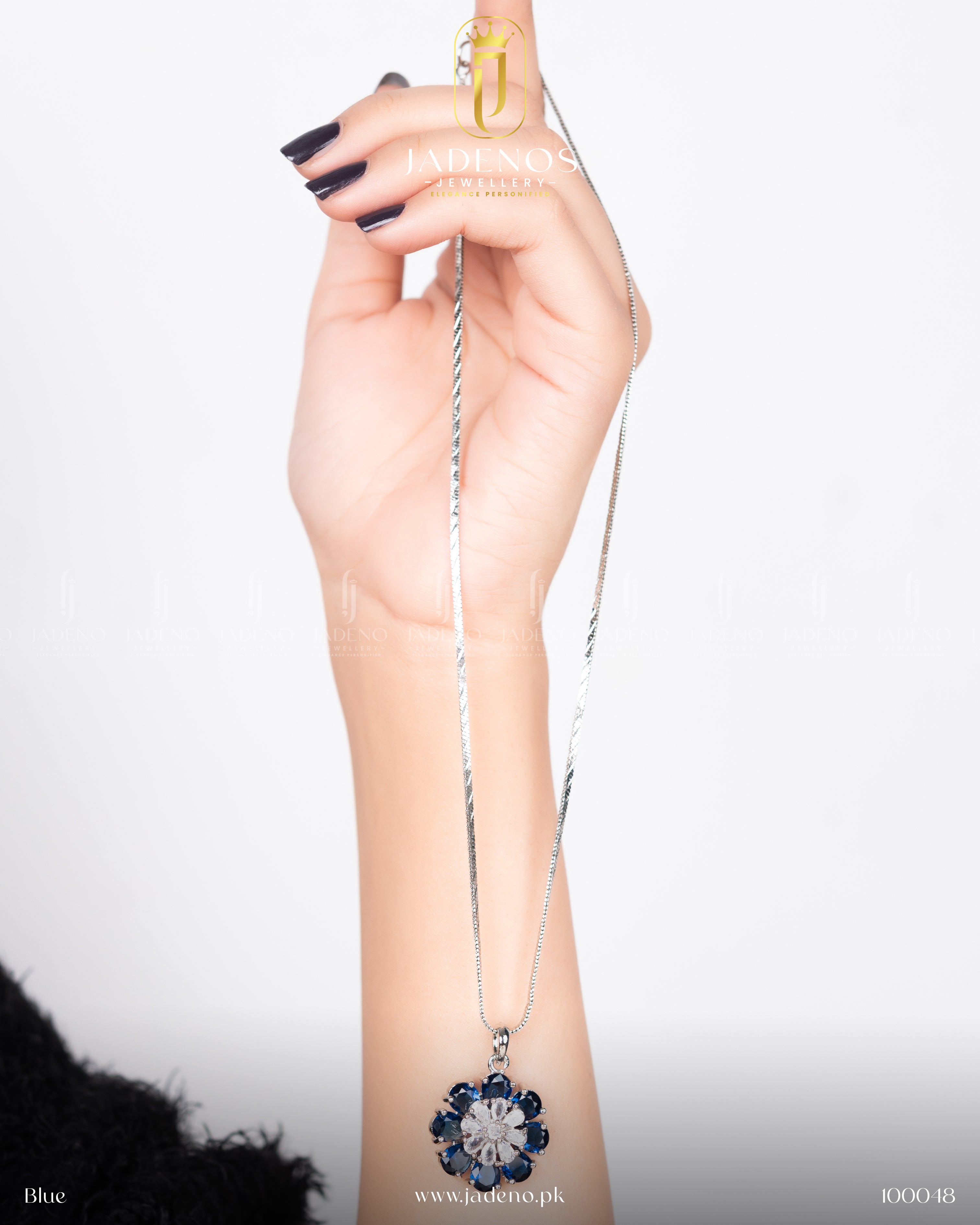 The Bloomique Flora Pendant Set