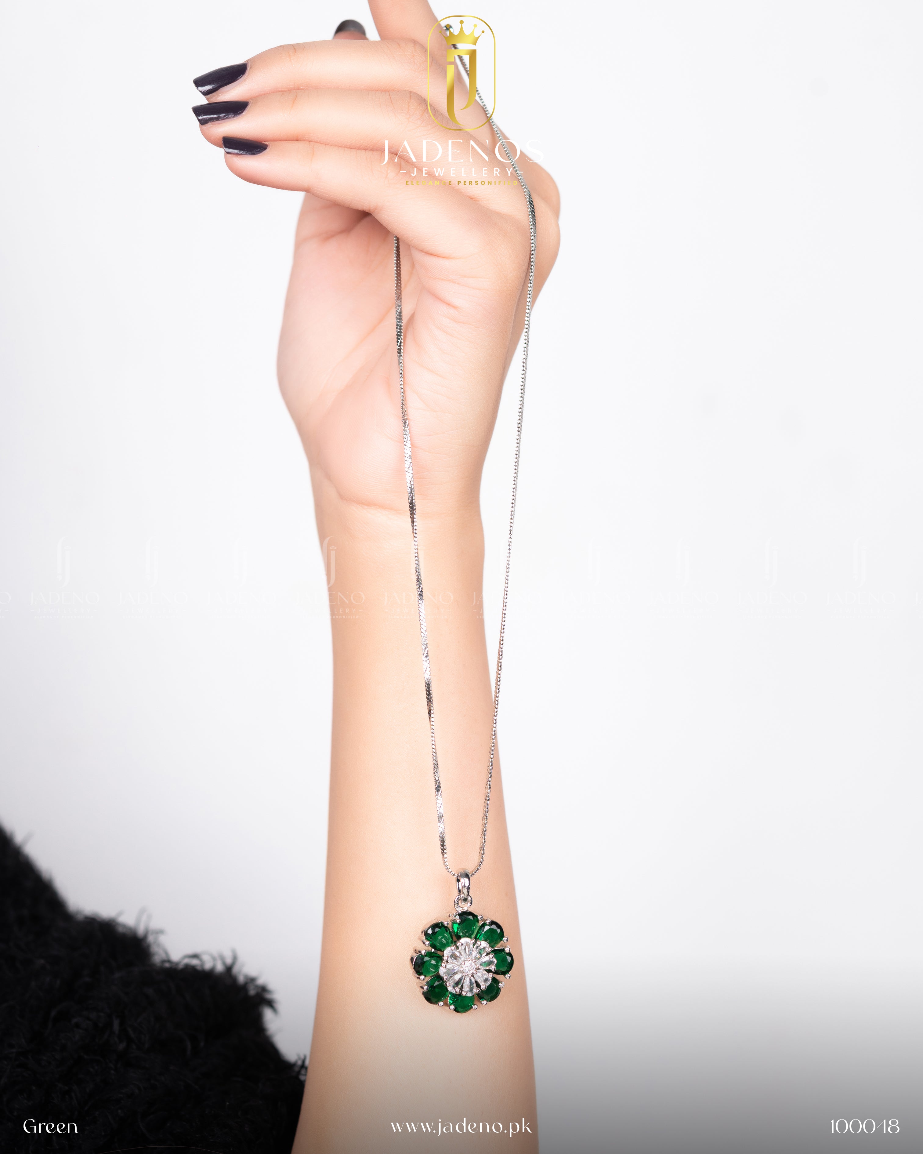 The Bloomique Flora Pendant Set