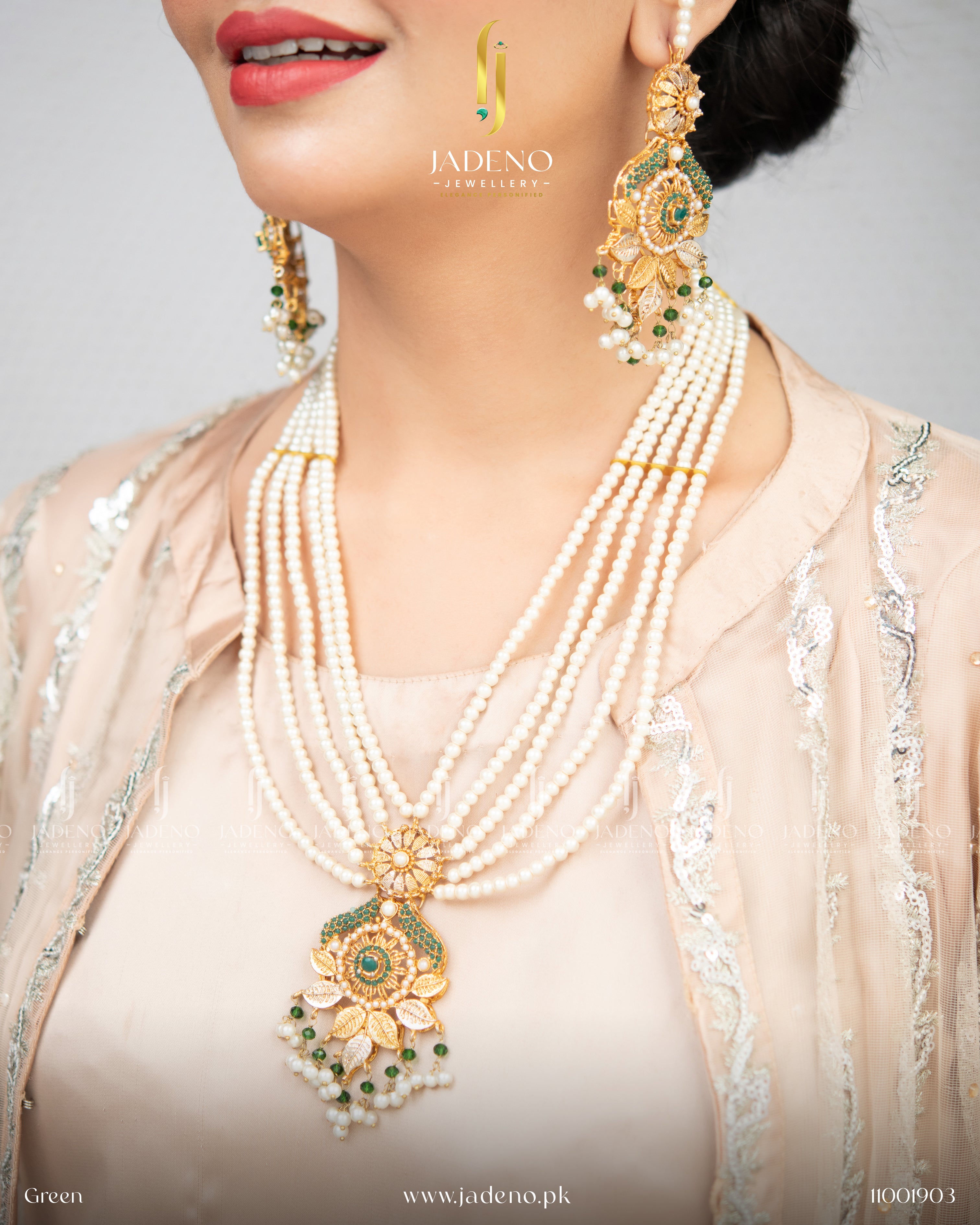 Statement Larisaa Raani Haar Set with Tika