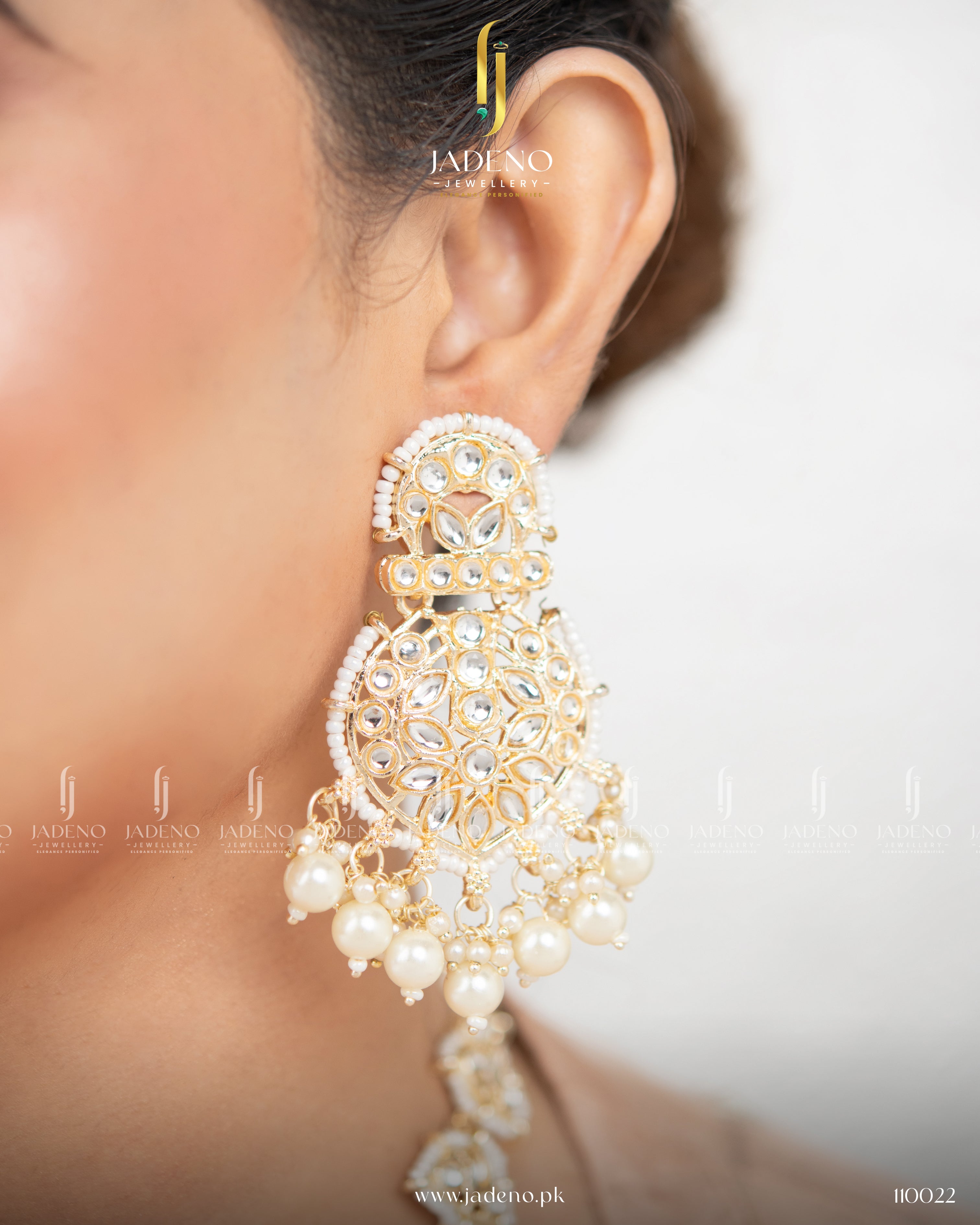 Classic Indian Ranni Kundan Malla with Earrings