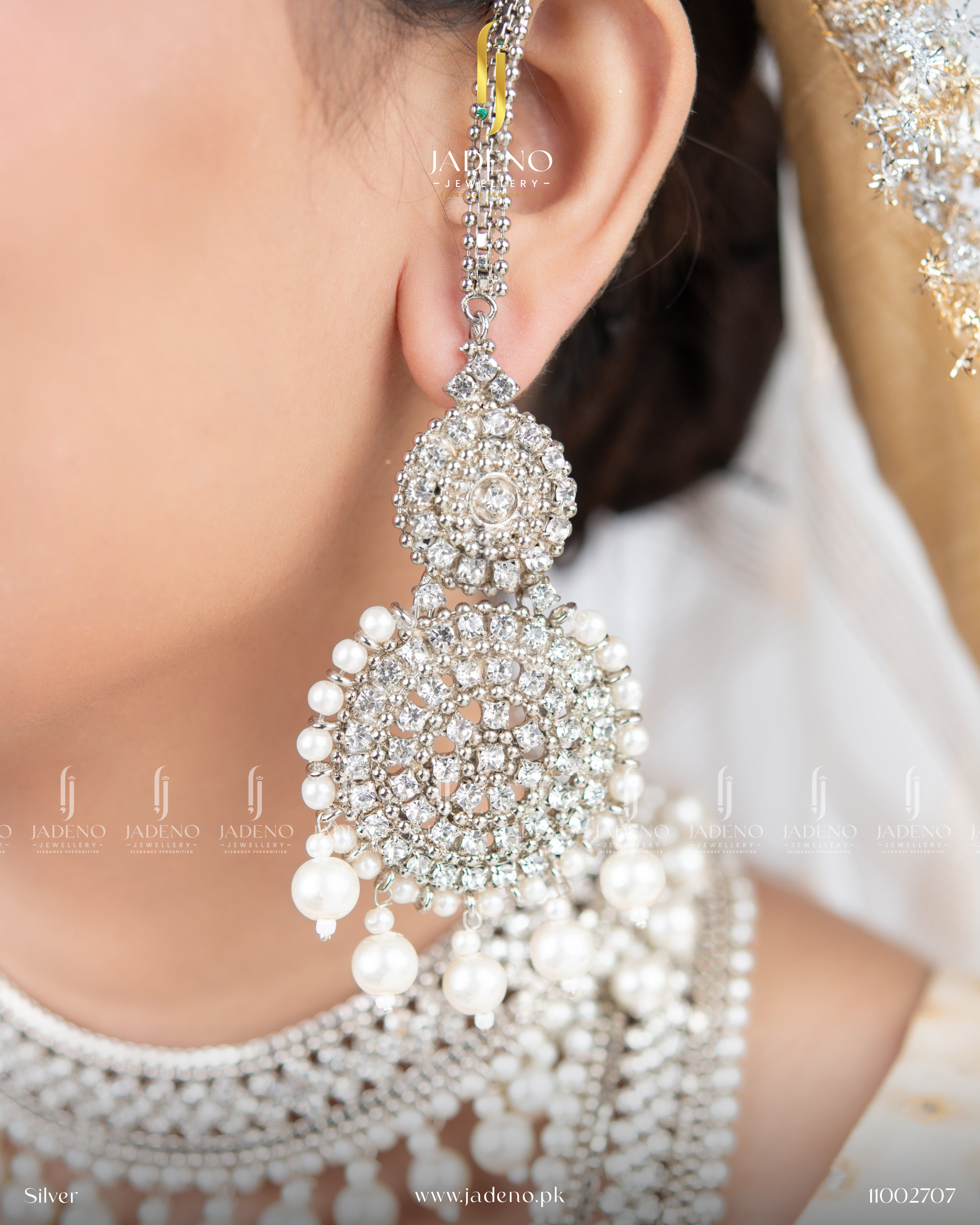 Luxurious Adelie Heavy Set with Mala, Tika and Earrings