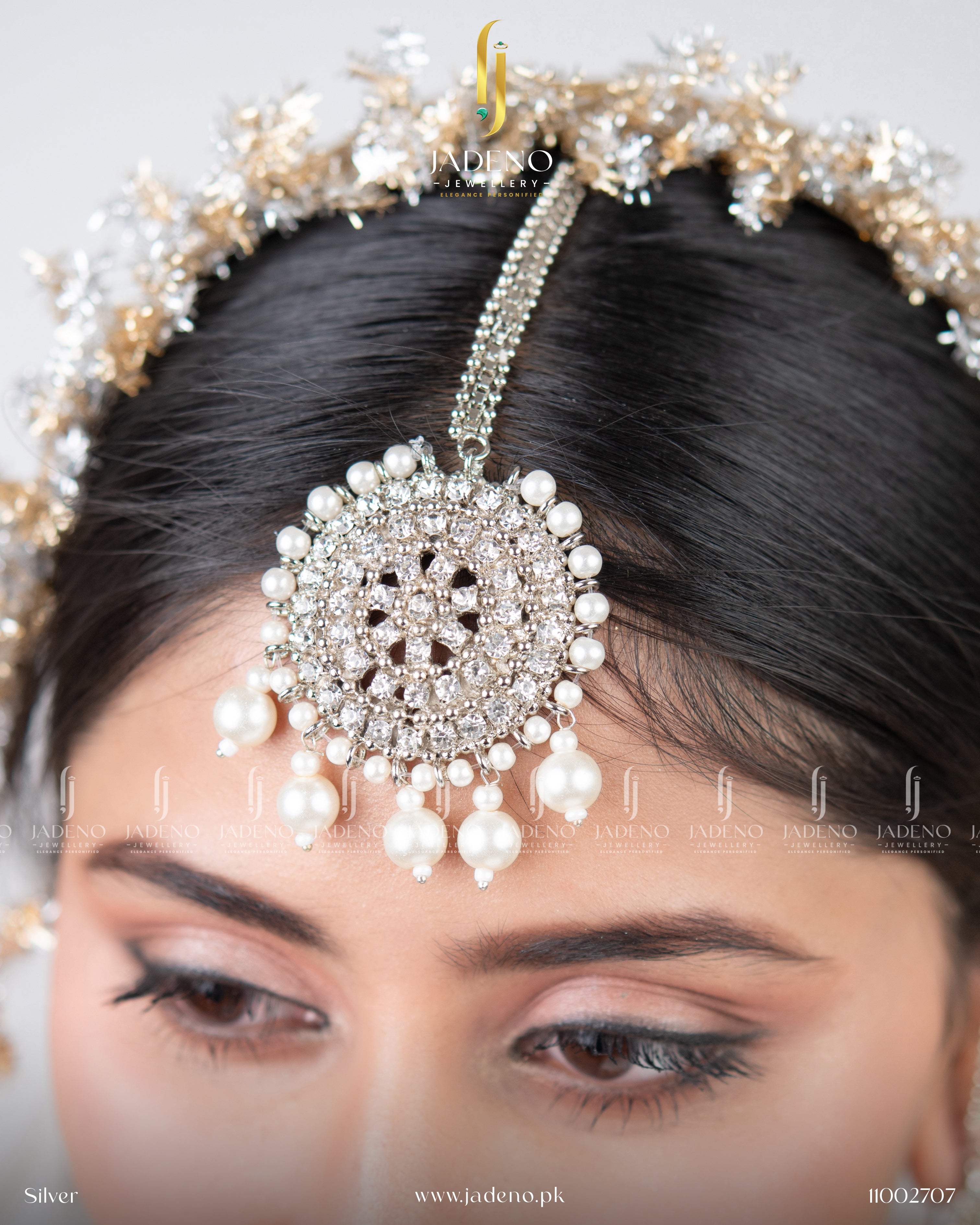 Luxurious Adelie Heavy Set with Mala, Tika and Earrings