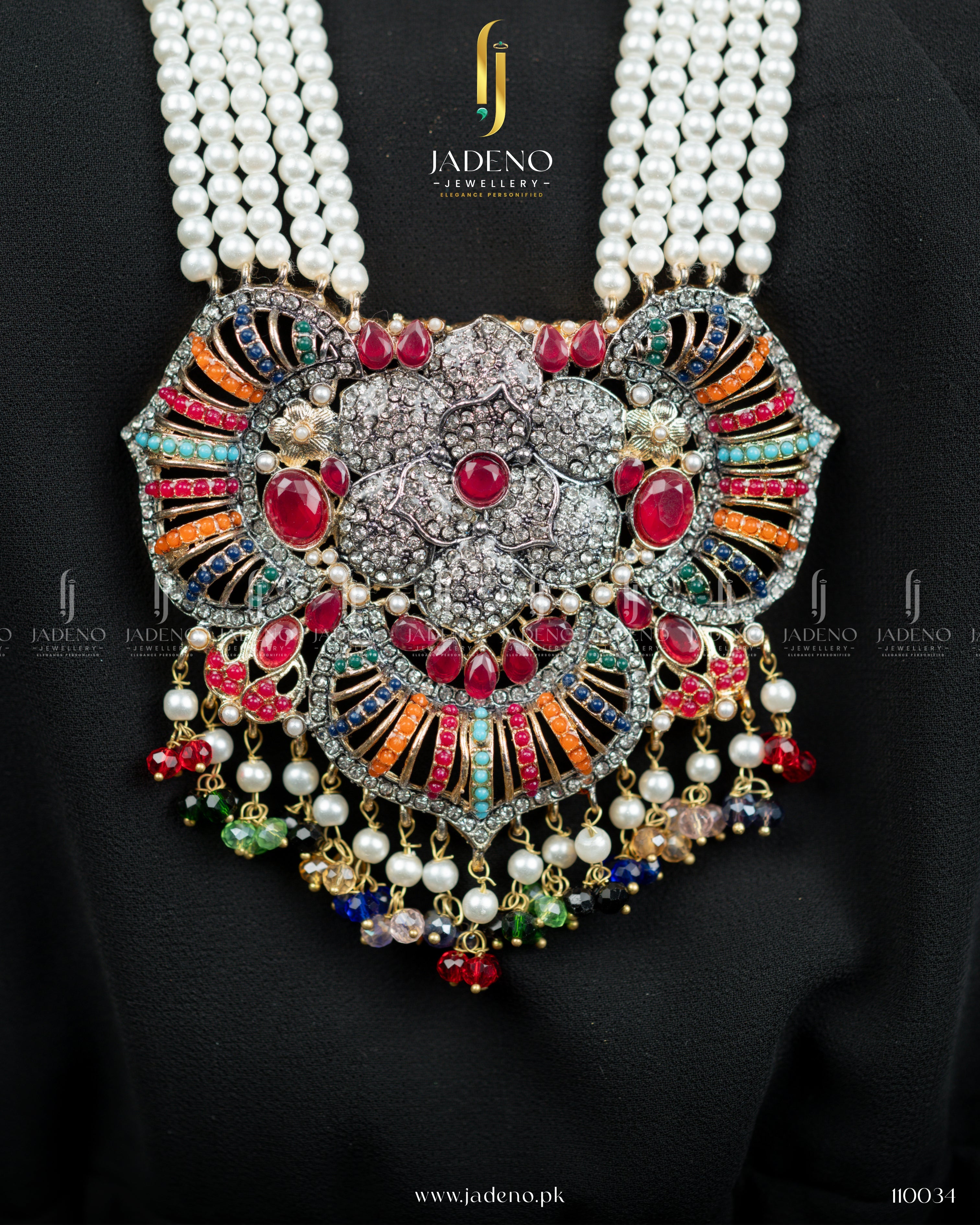 Royal Zarwa Maala Set with Tika
