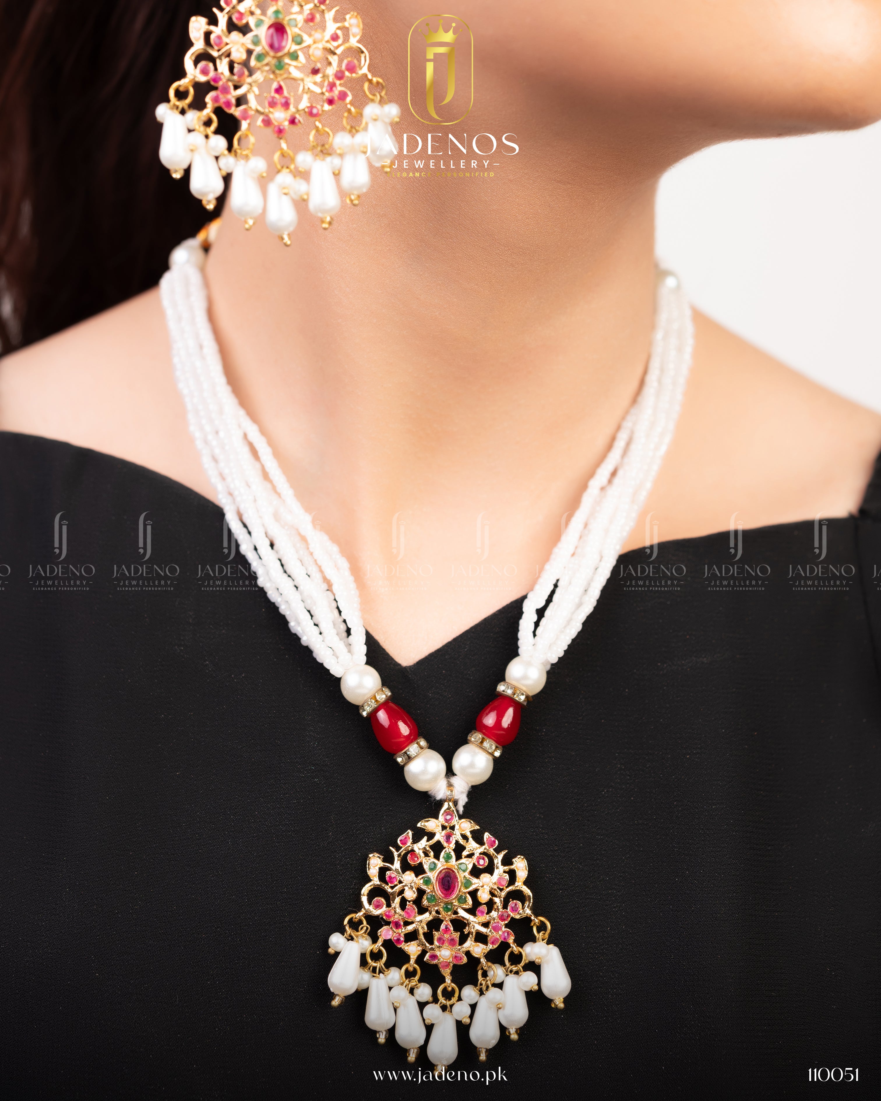 The Hyderababadi Mystic Blossom Maala