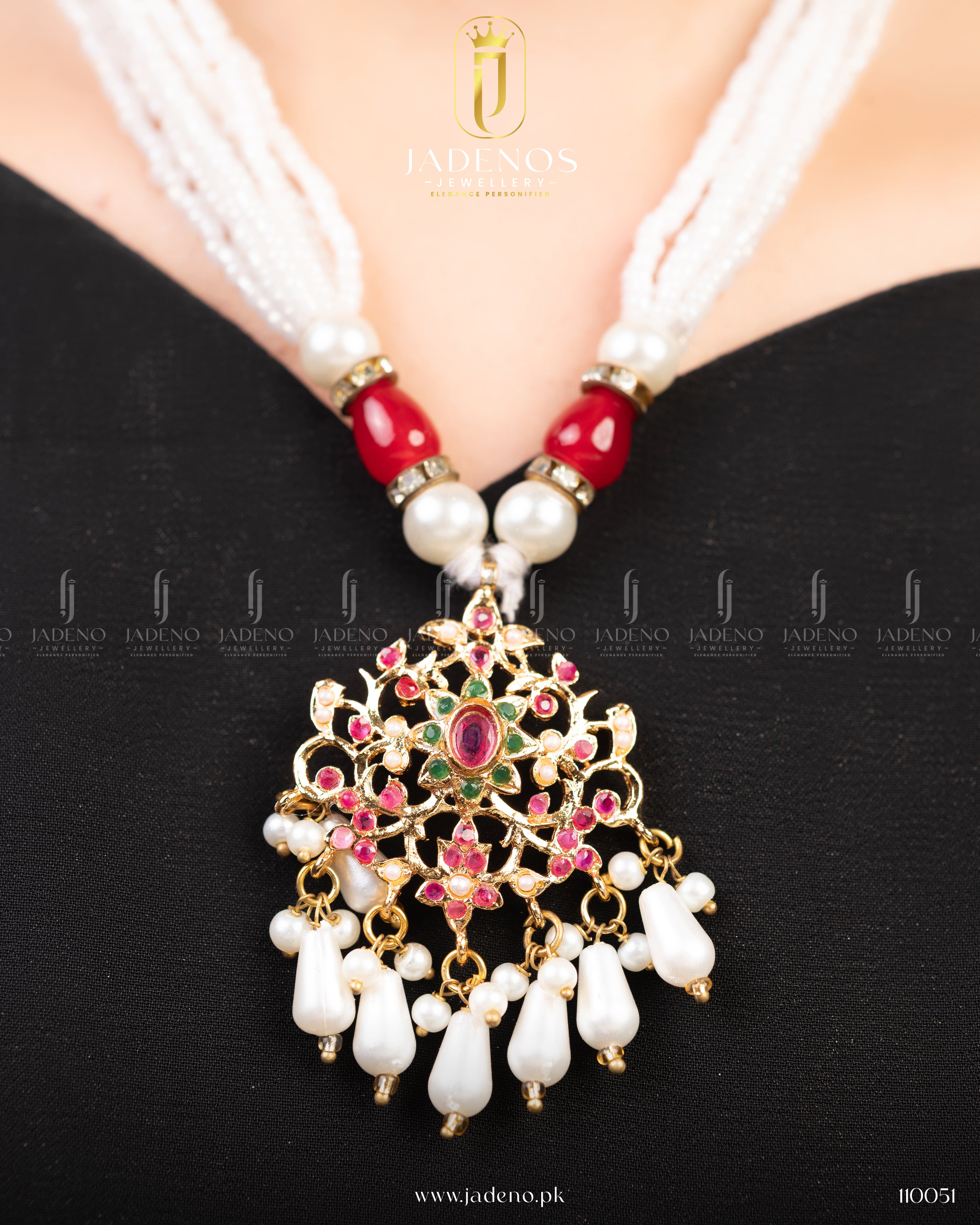 The Hyderababadi Mystic Blossom Maala