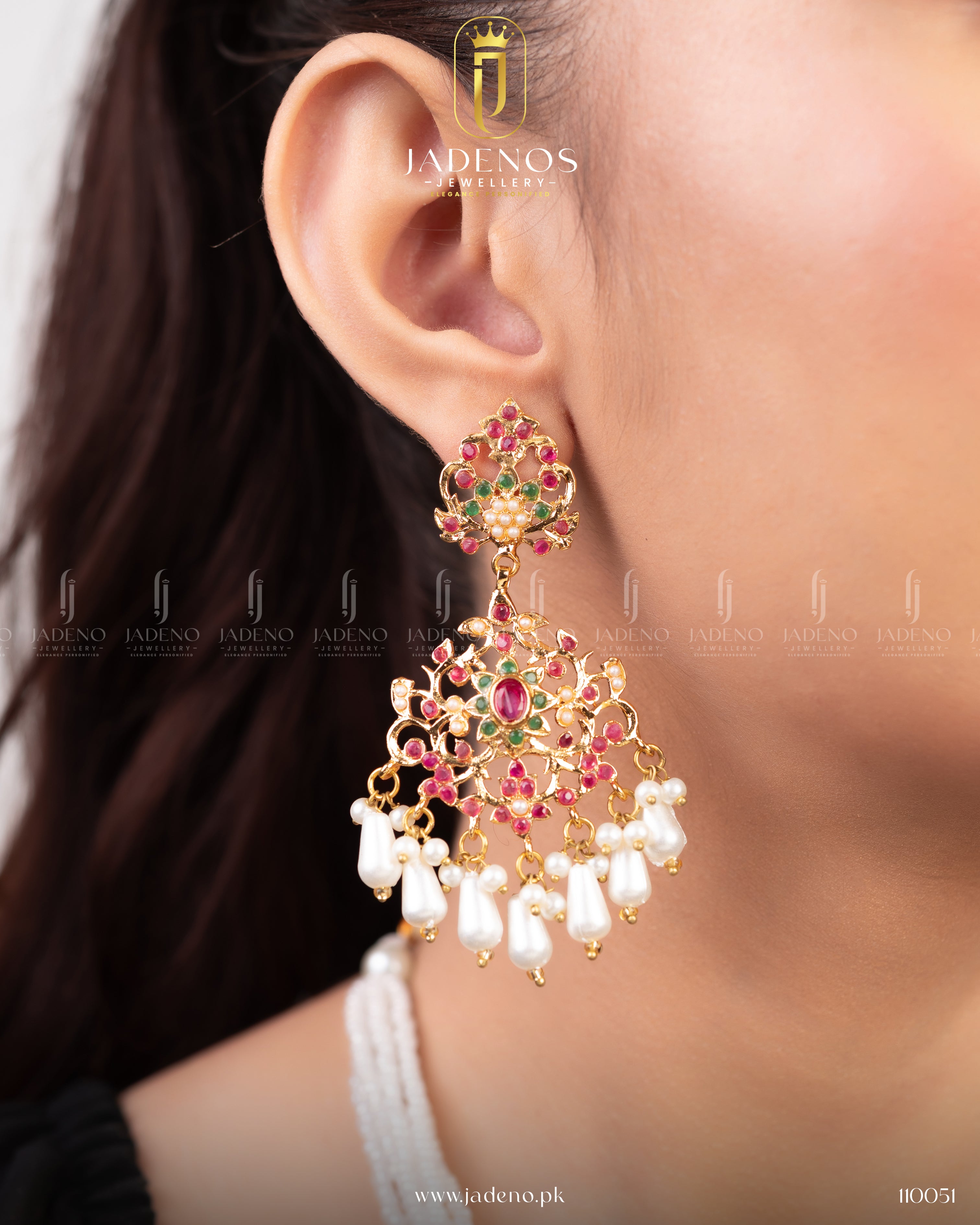 The Hyderababadi Mystic Blossom Maala