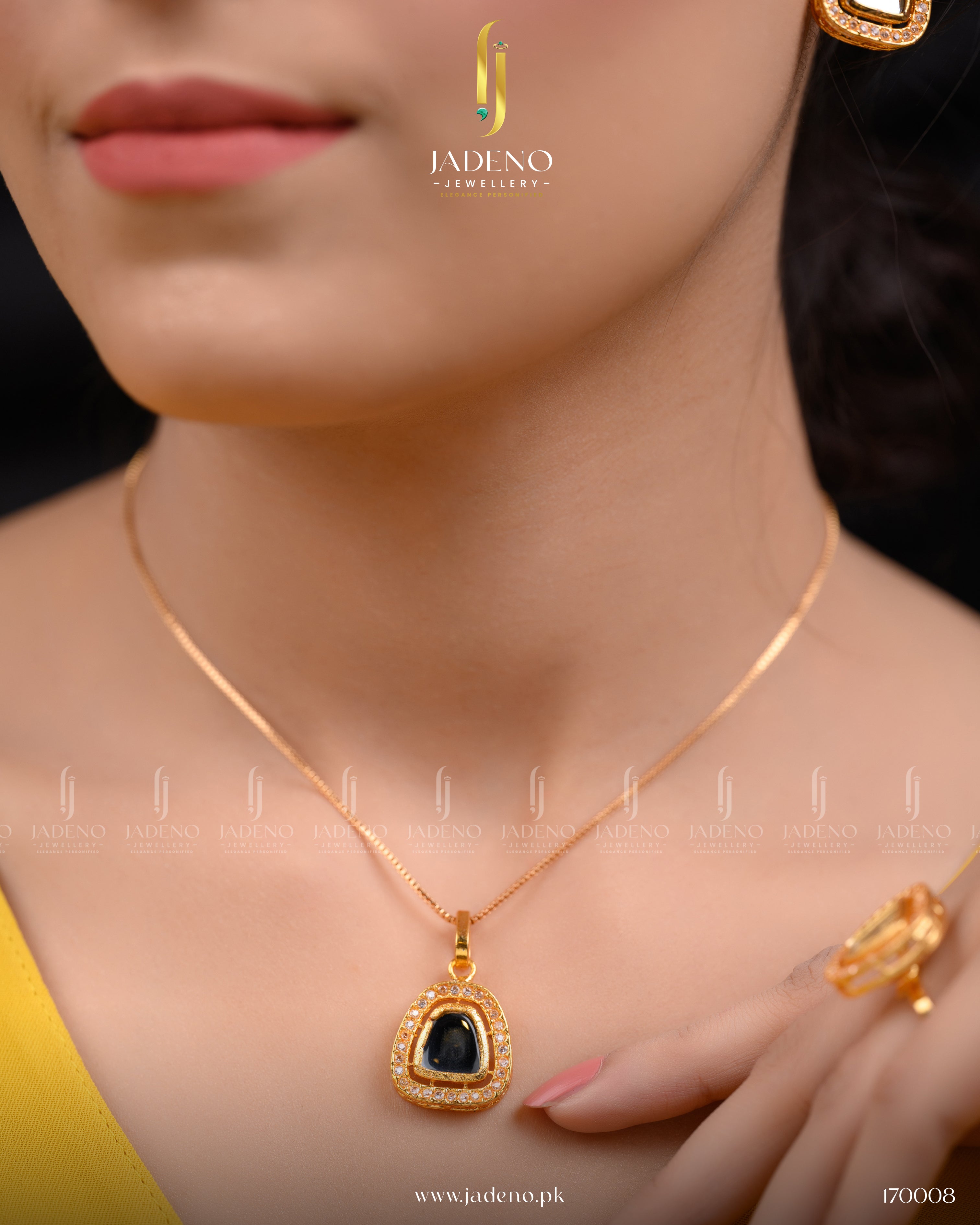 Premium quality Uncut Style Combo set with adjustable Ring & Chain