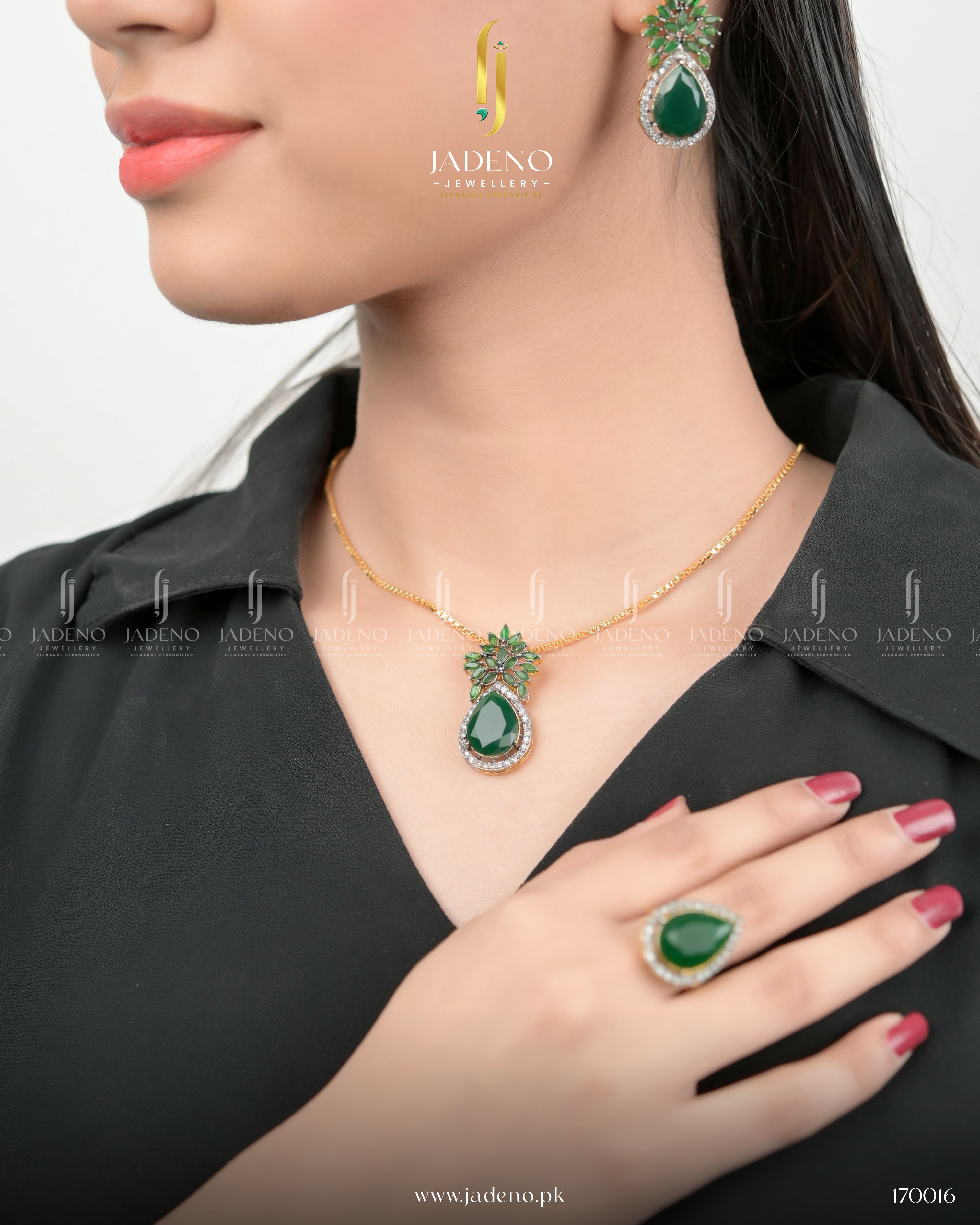 Barahadar Pendant Set with Adjustable Ring