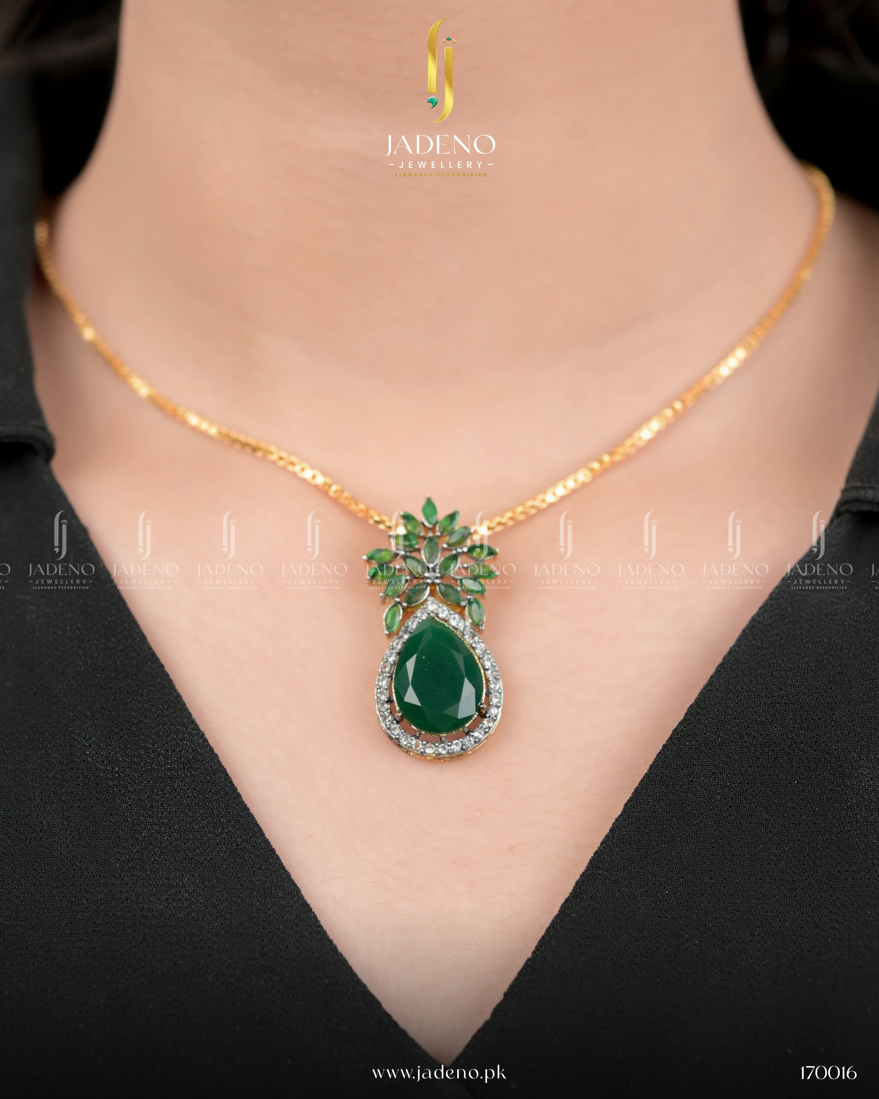 Barahadar Pendant Set with Adjustable Ring