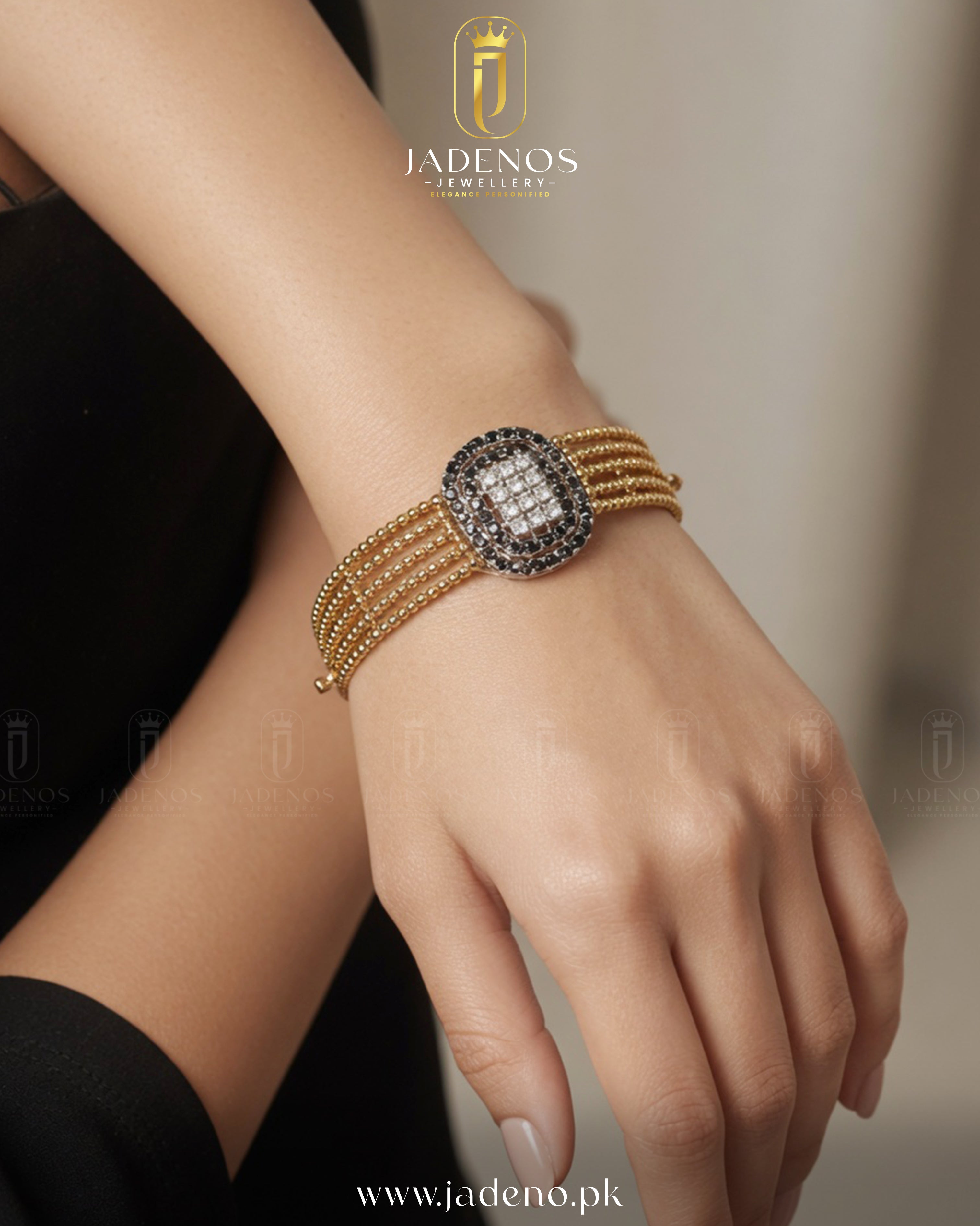 The Velvet Gold Cuff style Openable Bracelet
