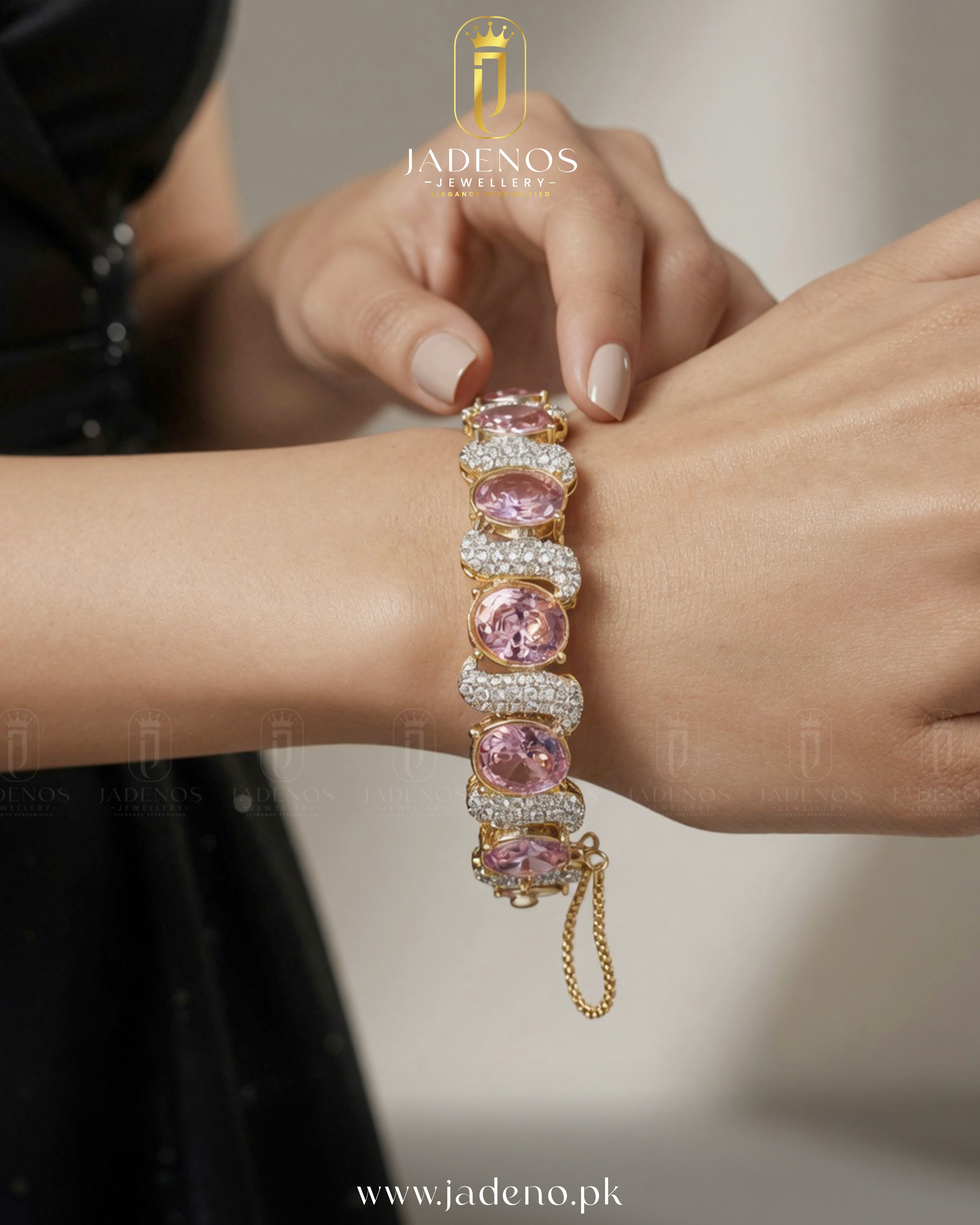The Premium Statement Jade Openable Bracelet