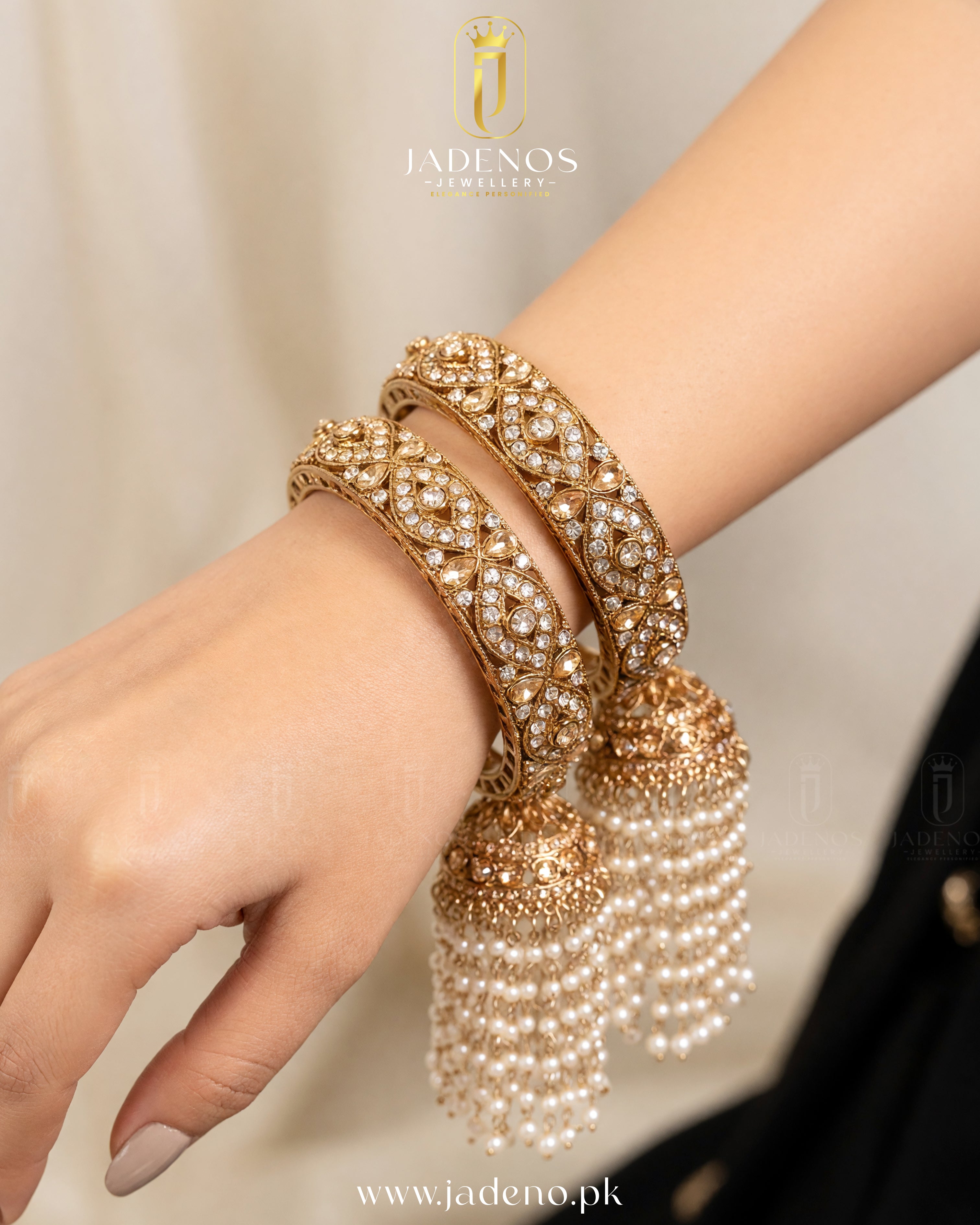 Pure Indian Aurum Tassel Cuff (Kada)