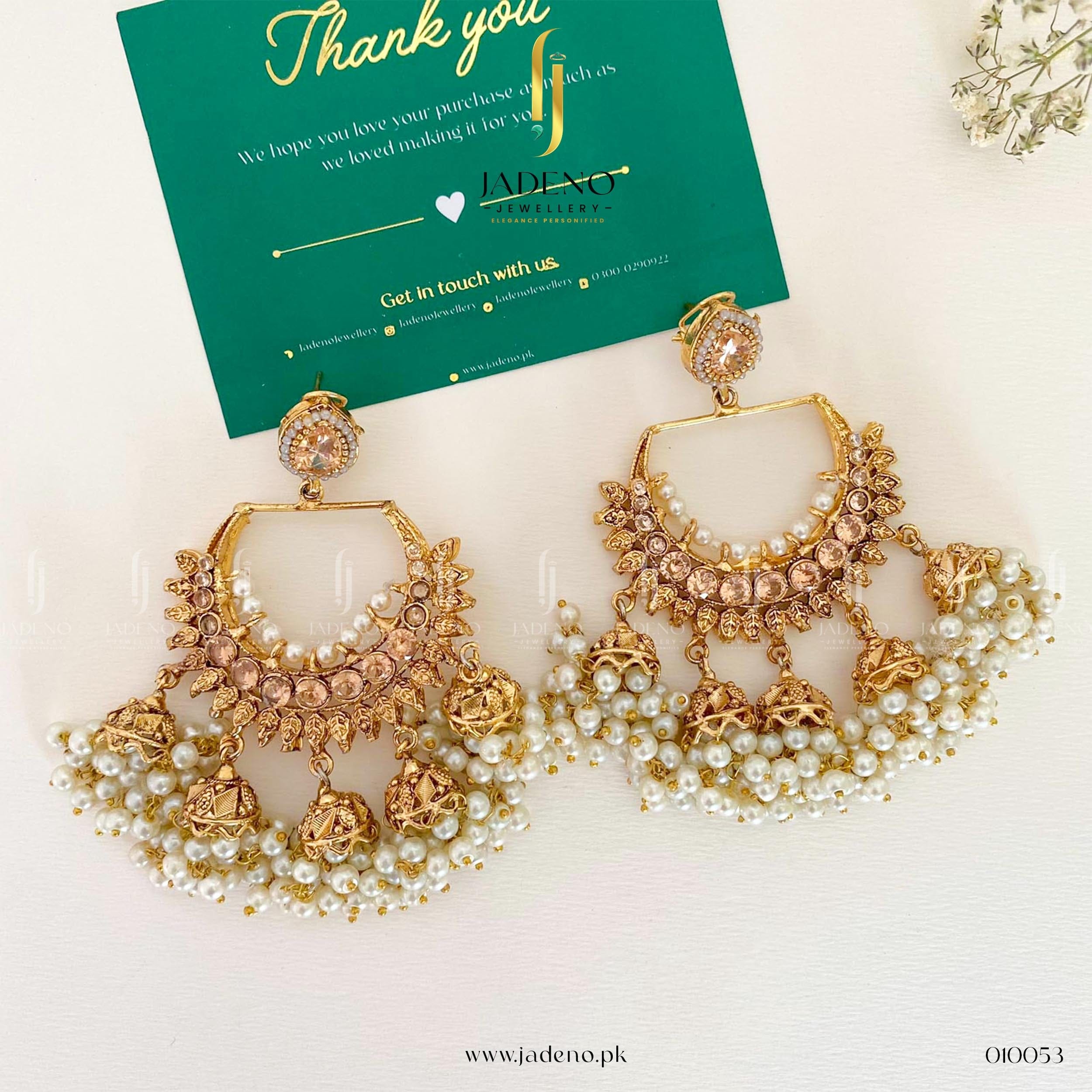 "Buy The All New 4 Step Jhumka Online in Pakistan | Jadeno.pk"