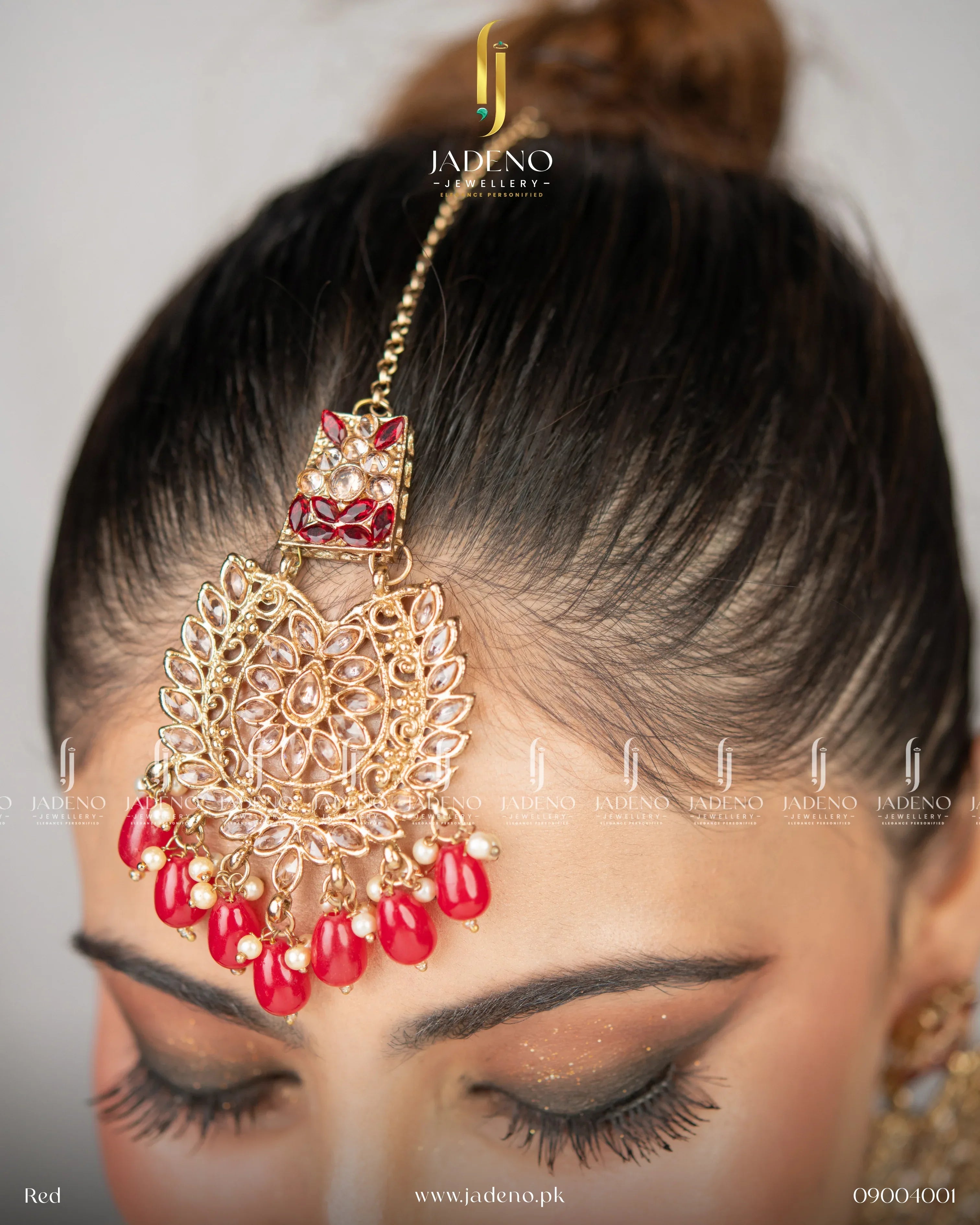 "Beautiful Vintage Style Kundan Kari Set - Jadeno"