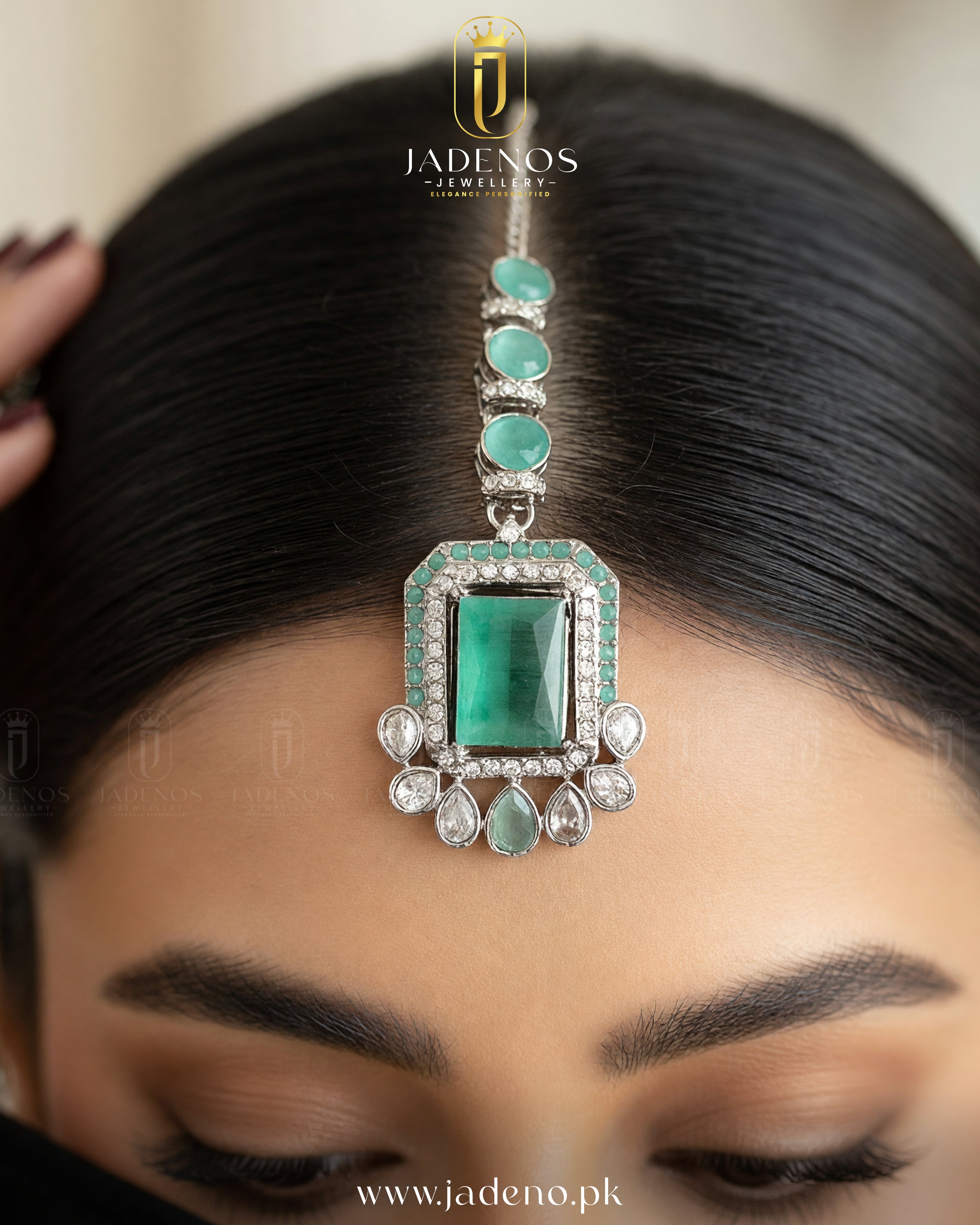 The Mahira Royal Set with Tika