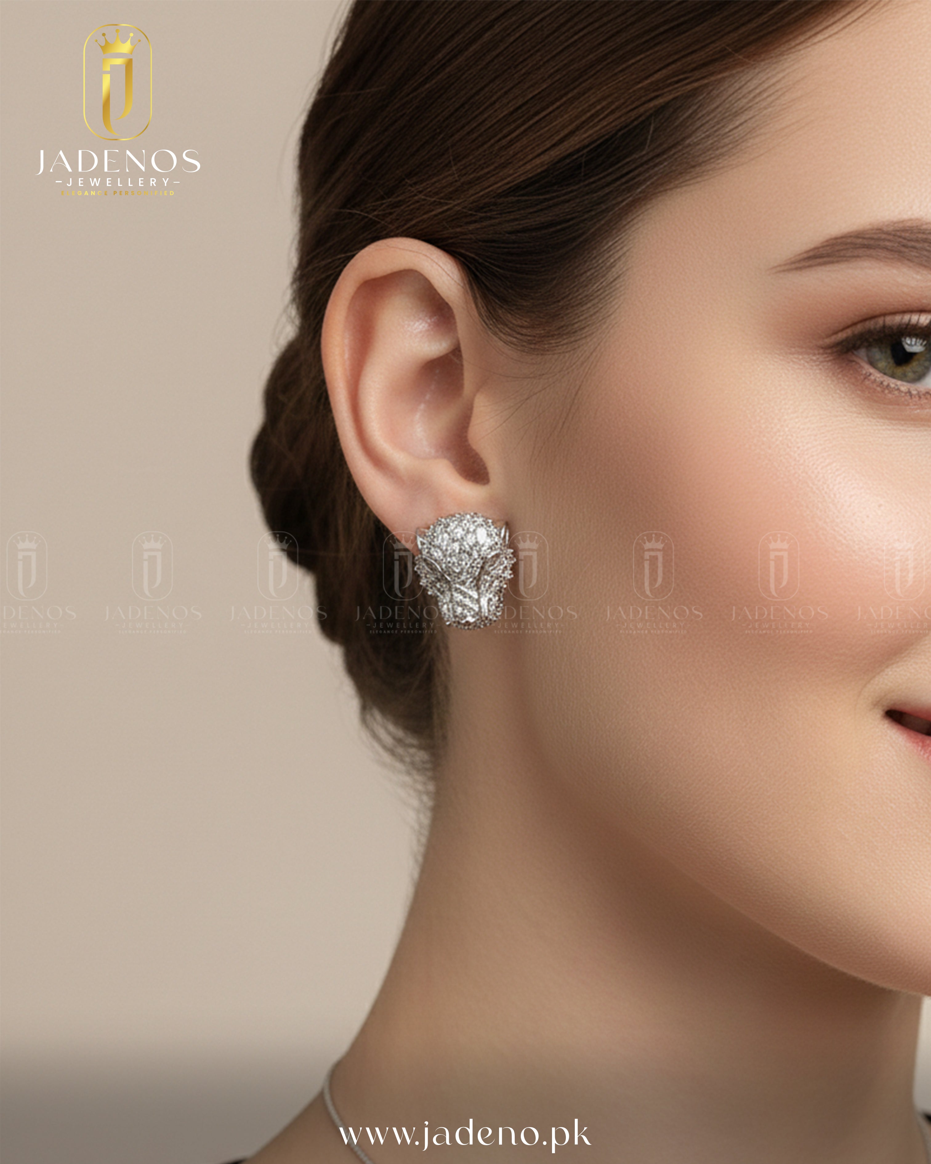 The Imperial Lioness Pendant Set