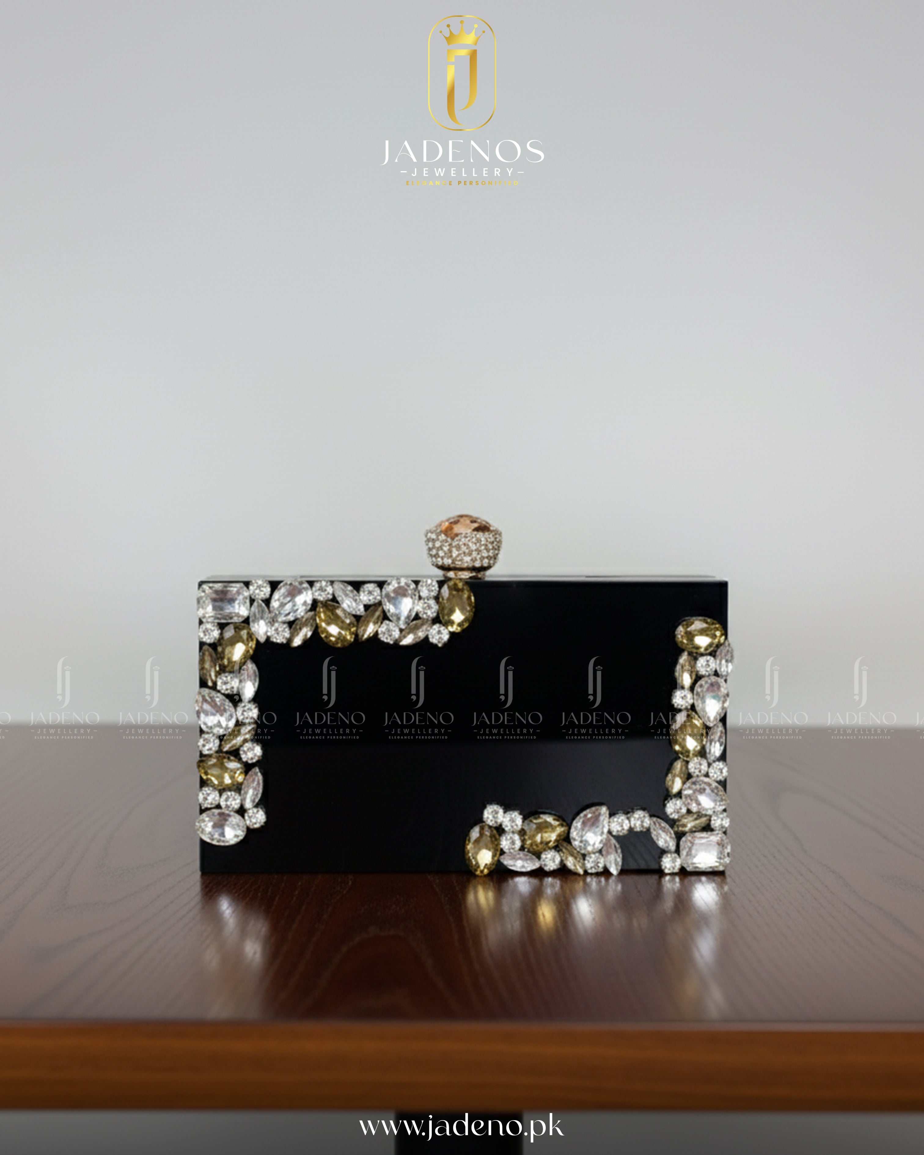 The Timeless Treasure Clutch