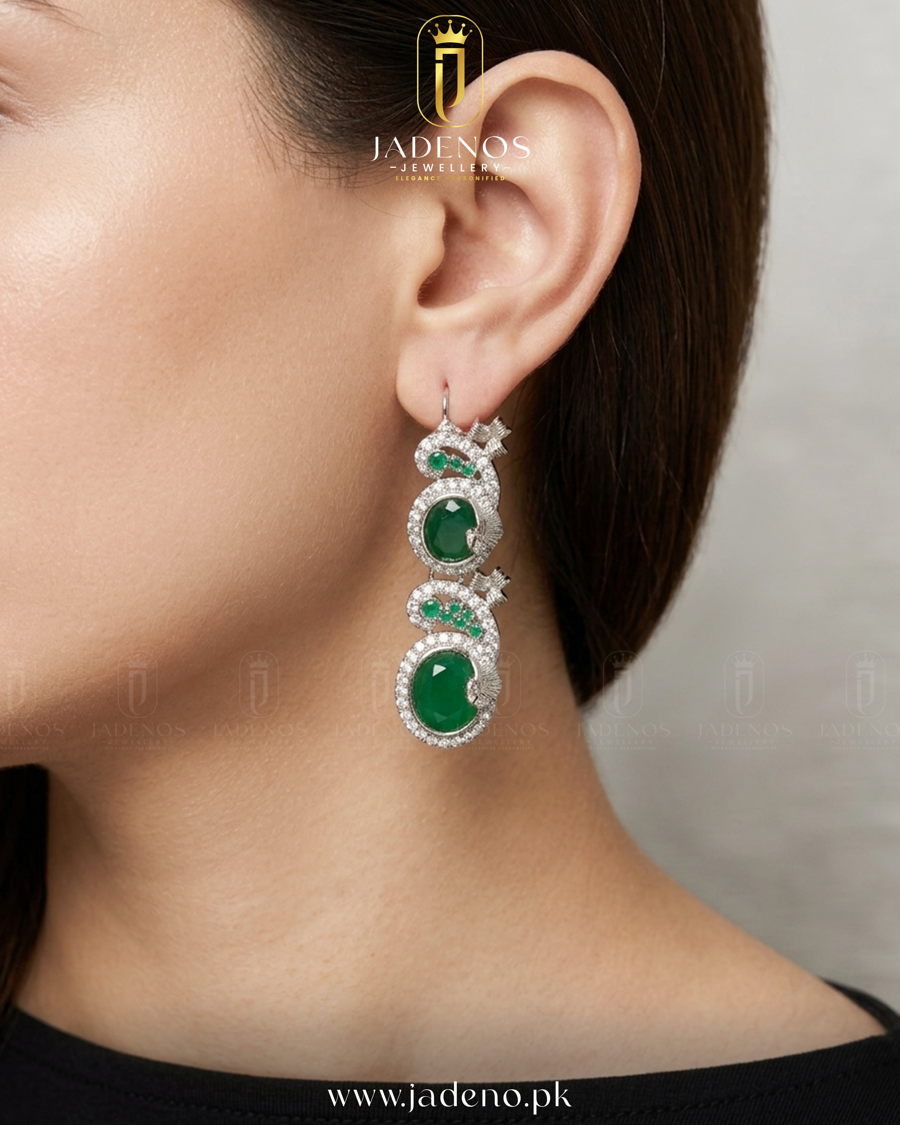 The Royal Glow  Set with Tika