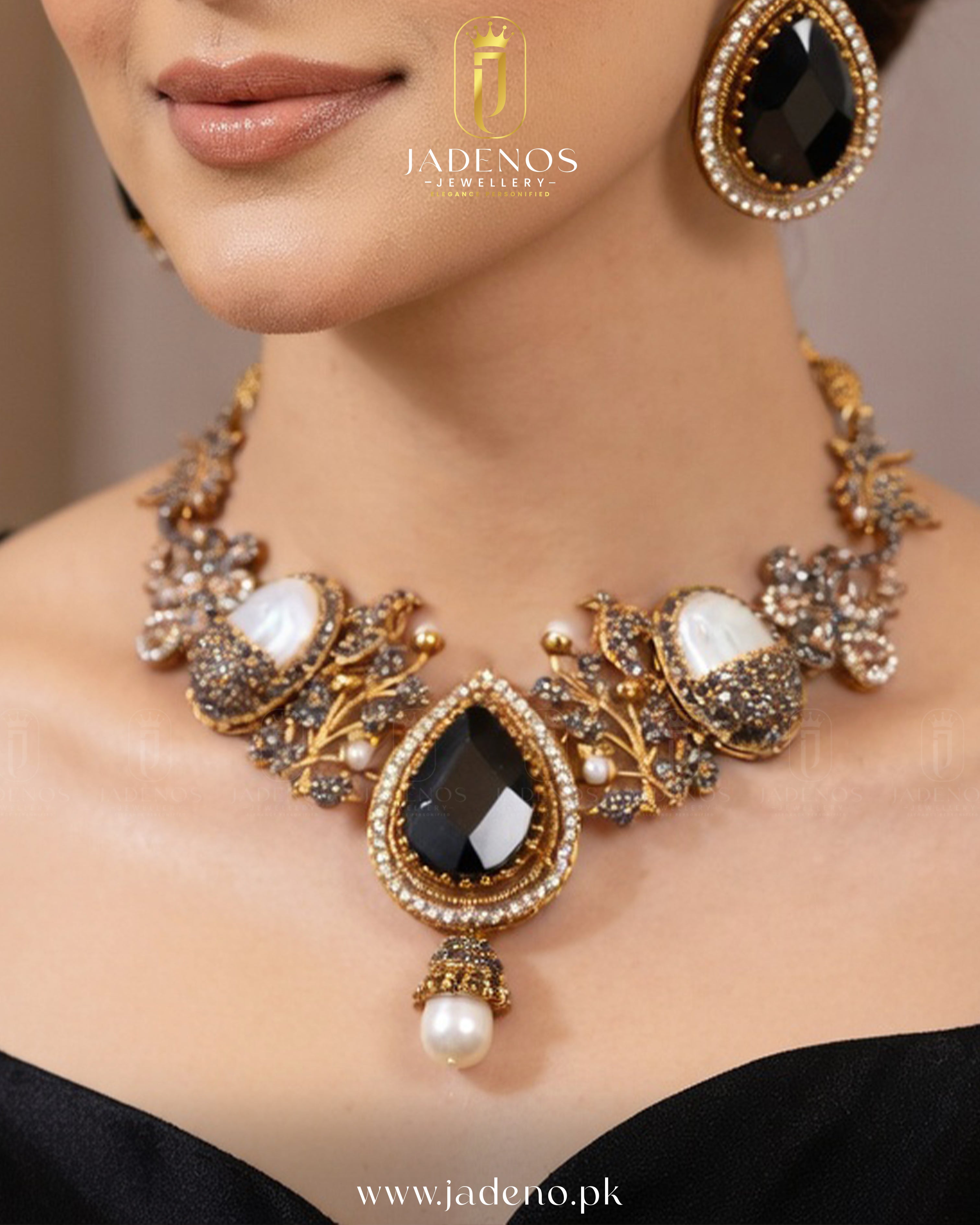The Zeenat-e-Noor Royal  Set
