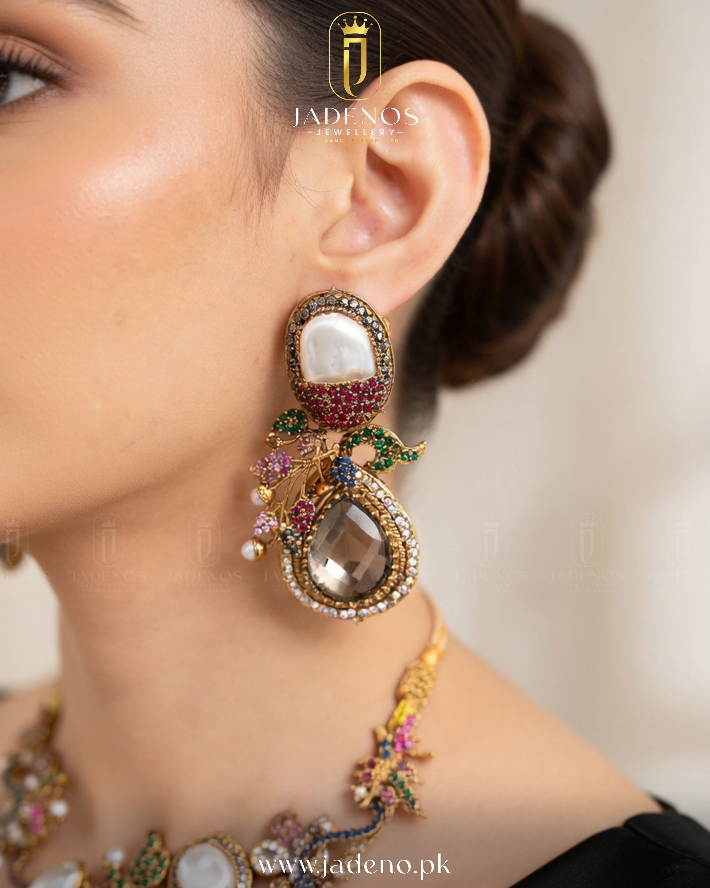 The Zeenat-e-Noor Royal  Set