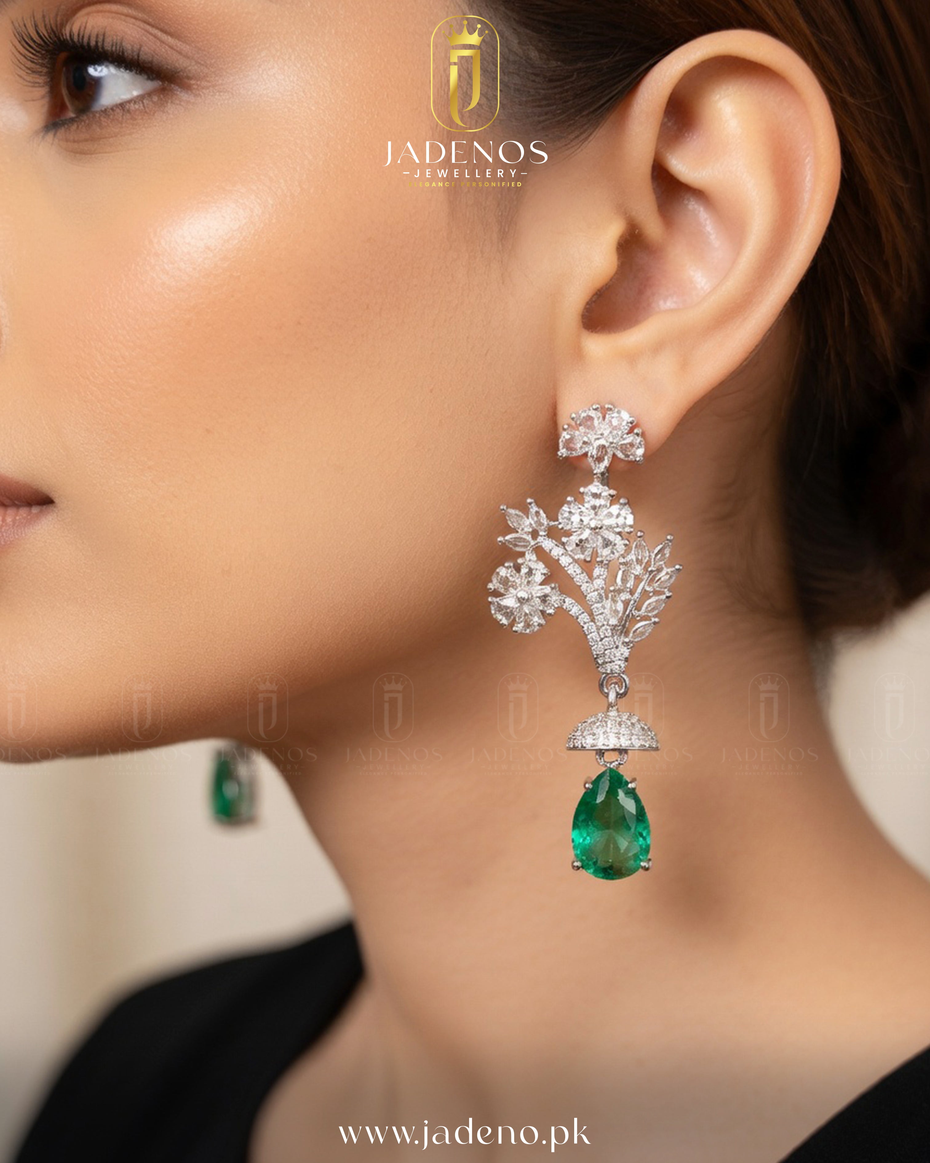 The Luxe Glam Aura Earrings