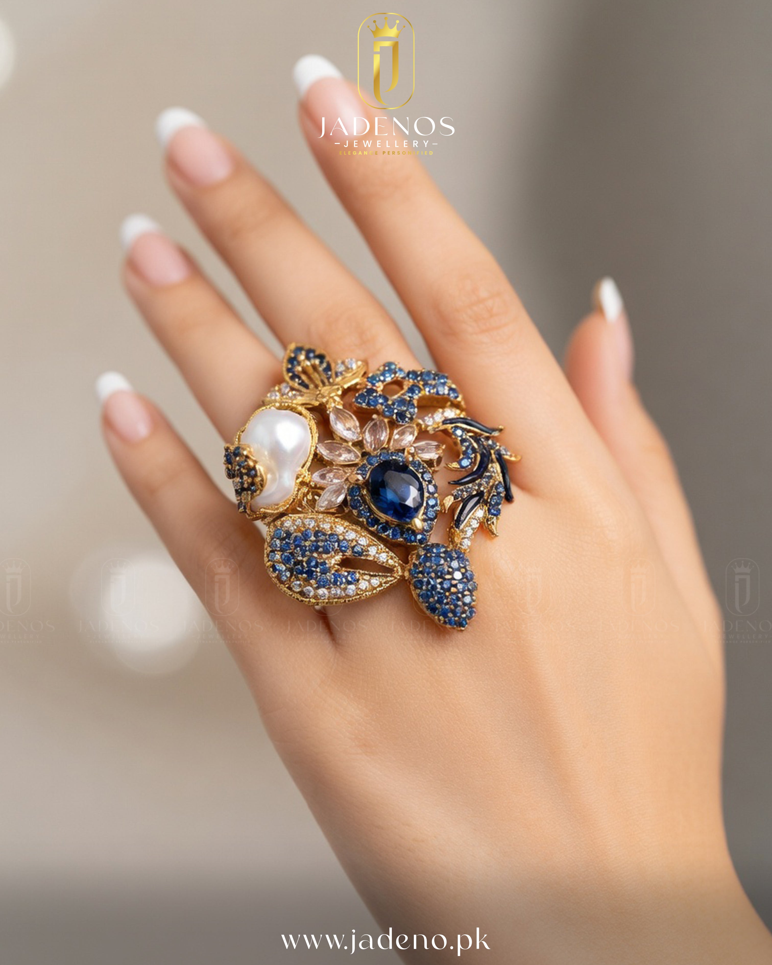 The Rani Royale MOP Adjustable Ring