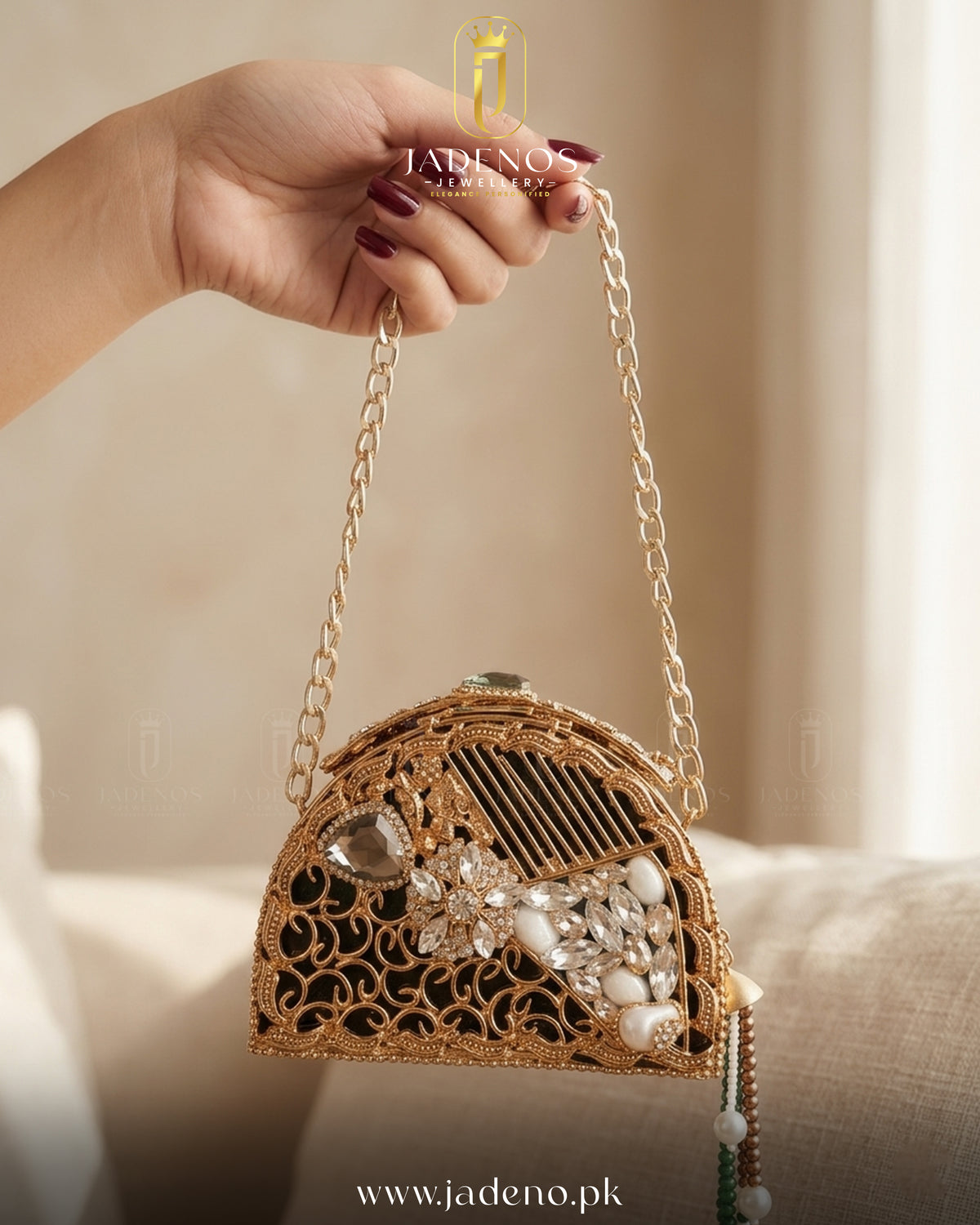 The Elysee Noirea Clutch