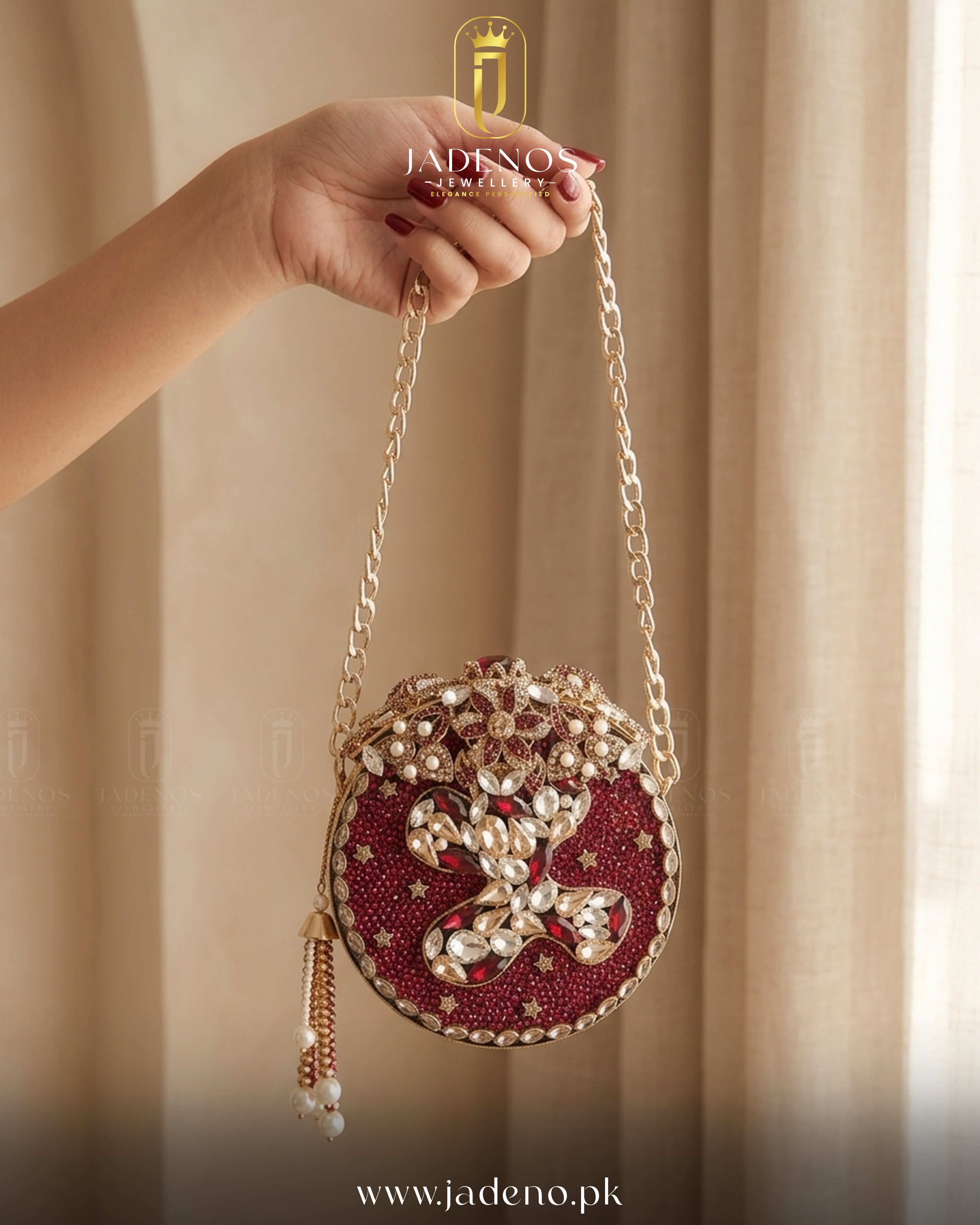 The Bijoux Rouge Royal Clutch