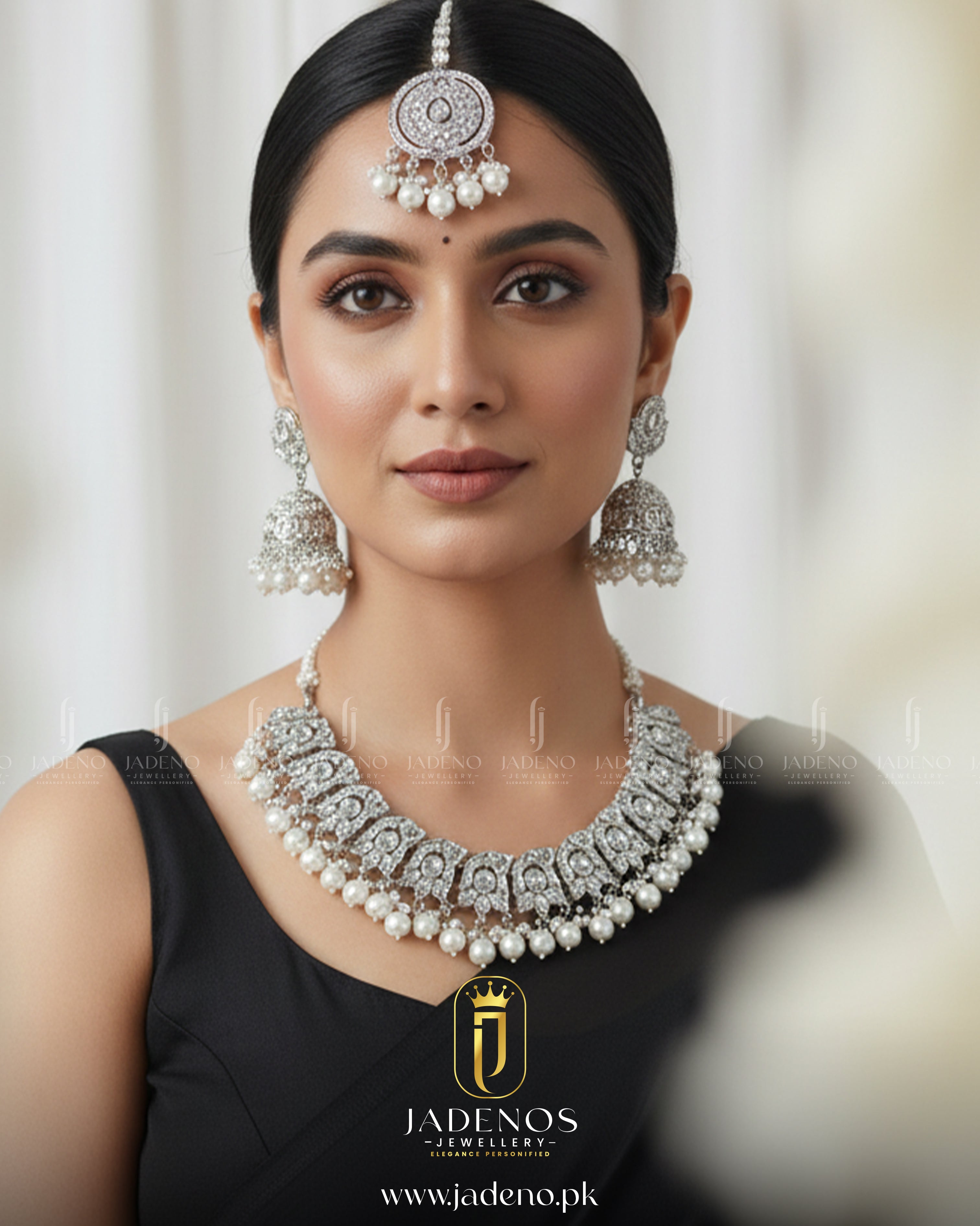 The Royal Silveria Anmol Motifs Necklace Set