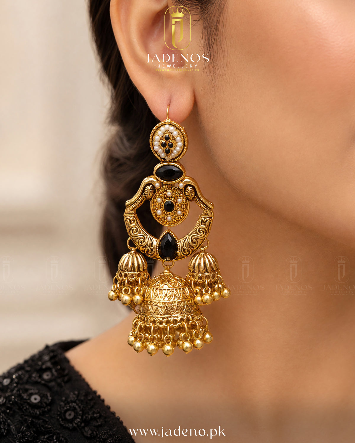 Dar-e-Noor  Shahi Jhumkas