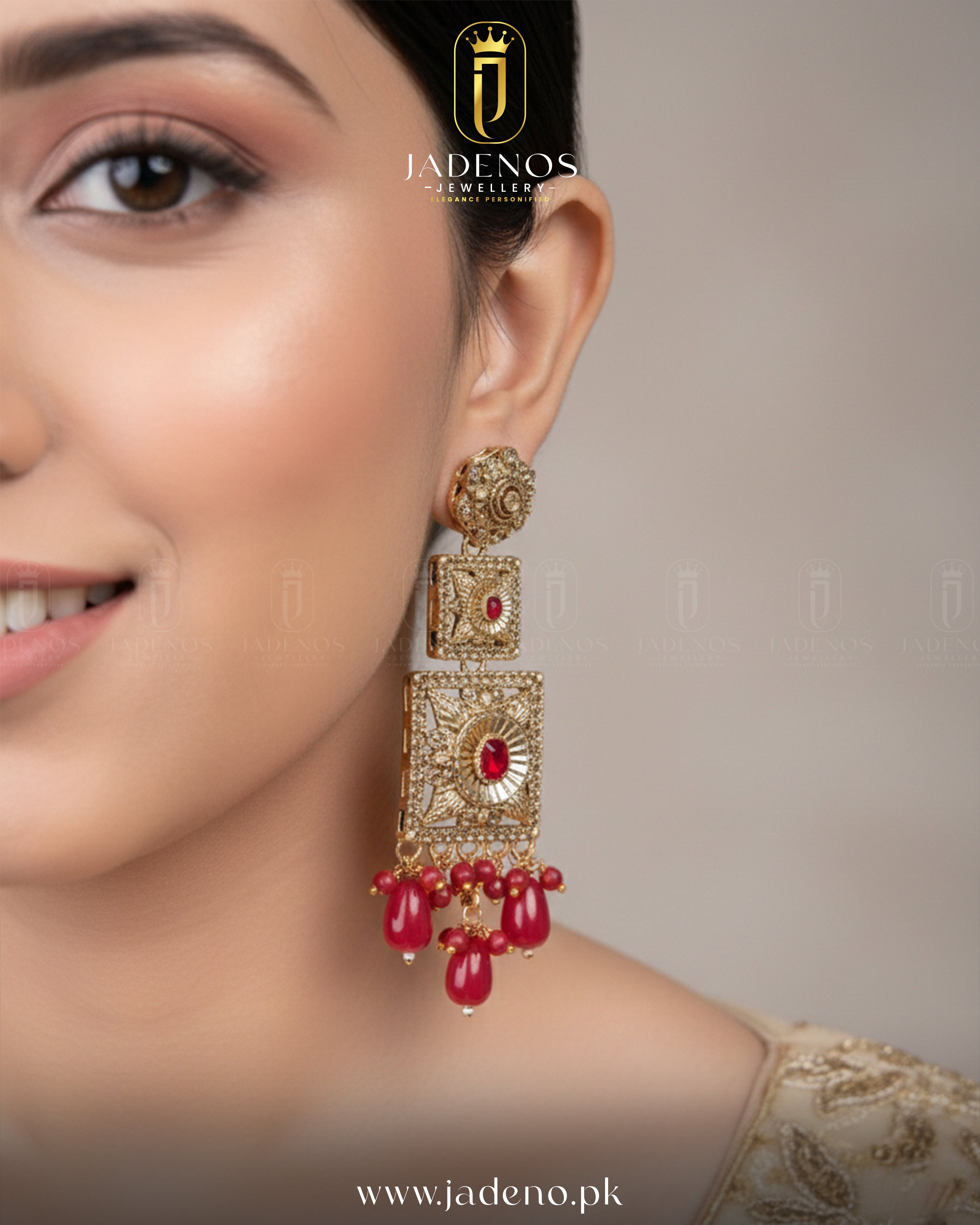 Noor-e-Ronaq Choker Set with Tika