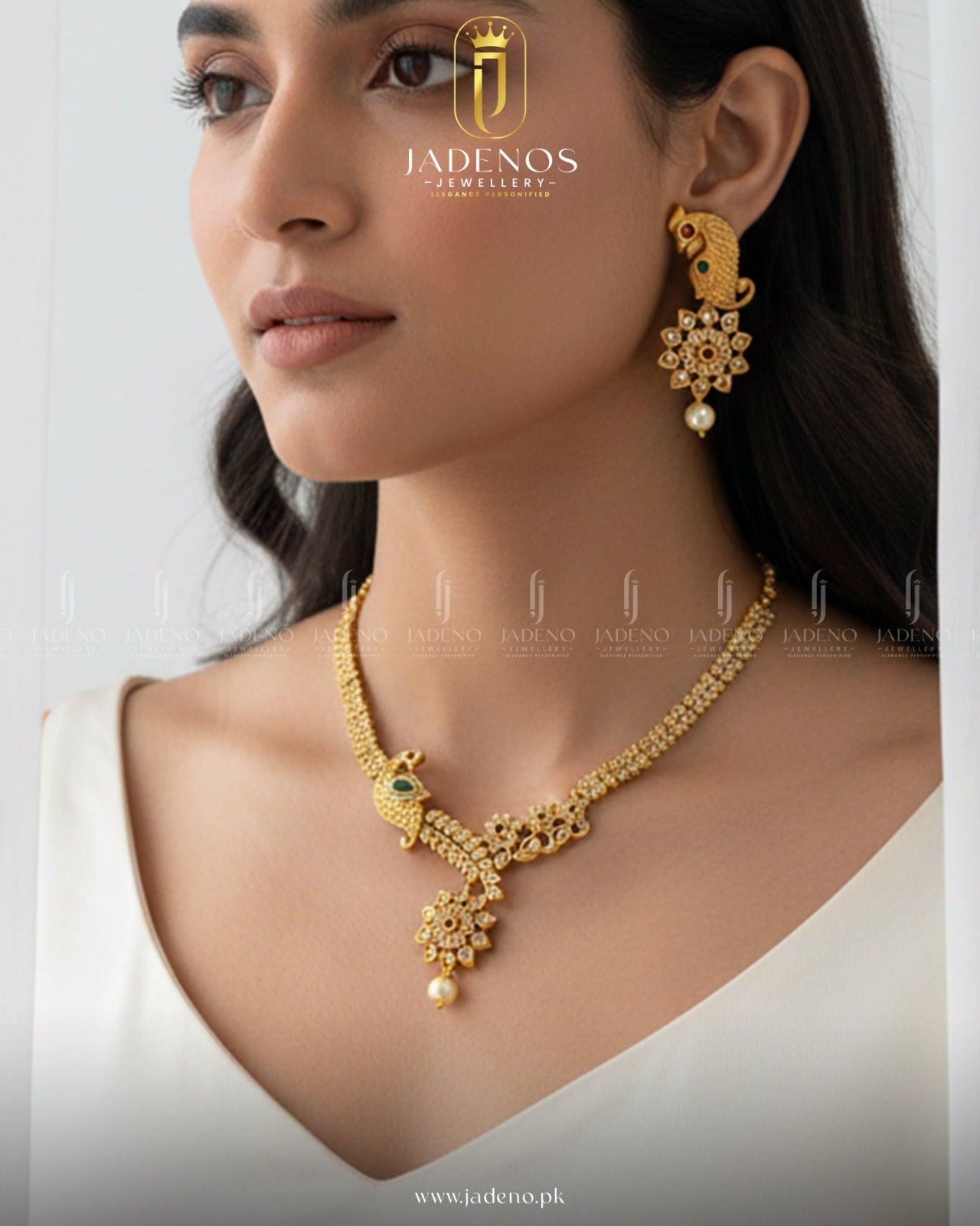 The Royal PeacockAura Set