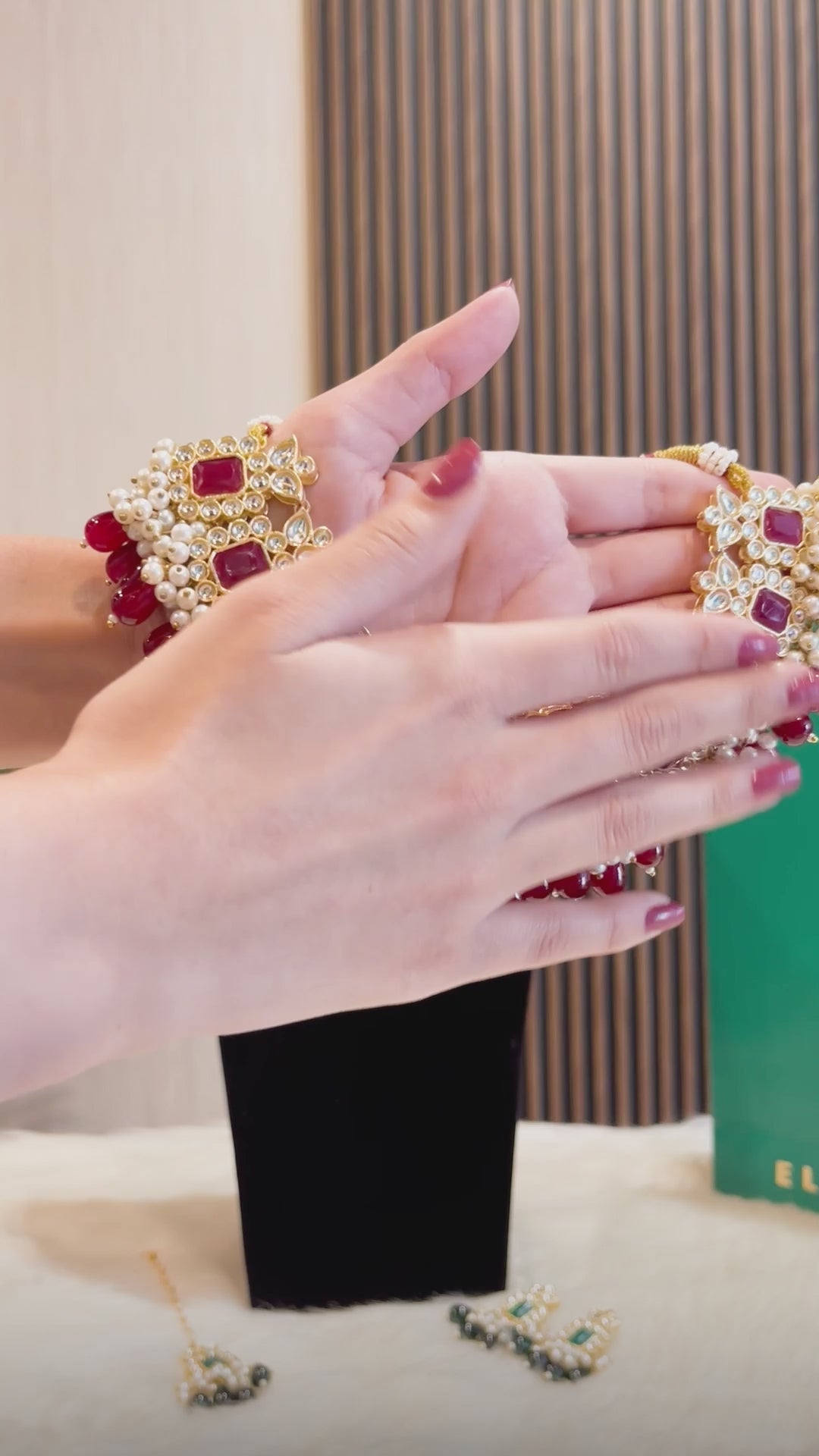 Jadeno's Sultana Edit Choker Set with Tika