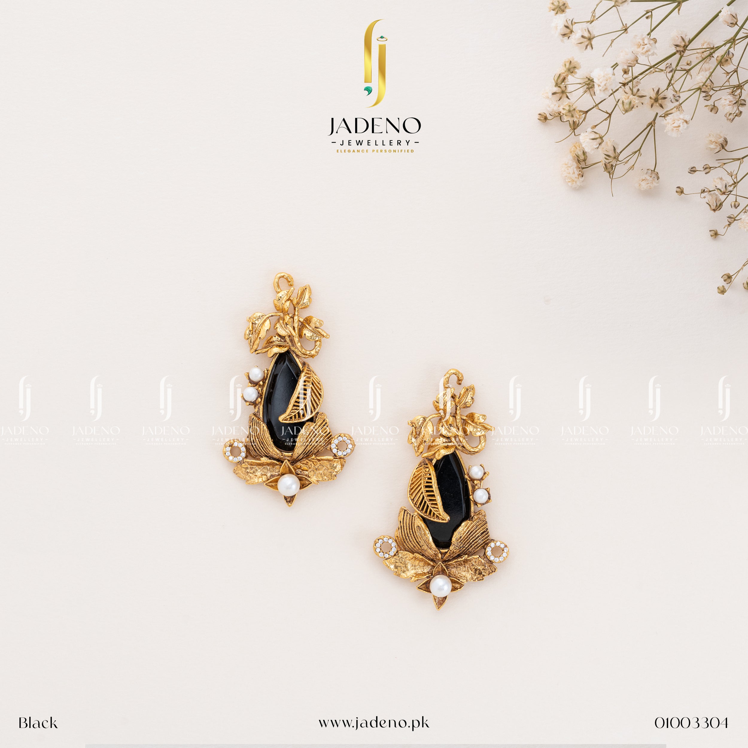 Buy Metalic Egyptian Earrings Studs Online in Pakistan | Jadeno.pk