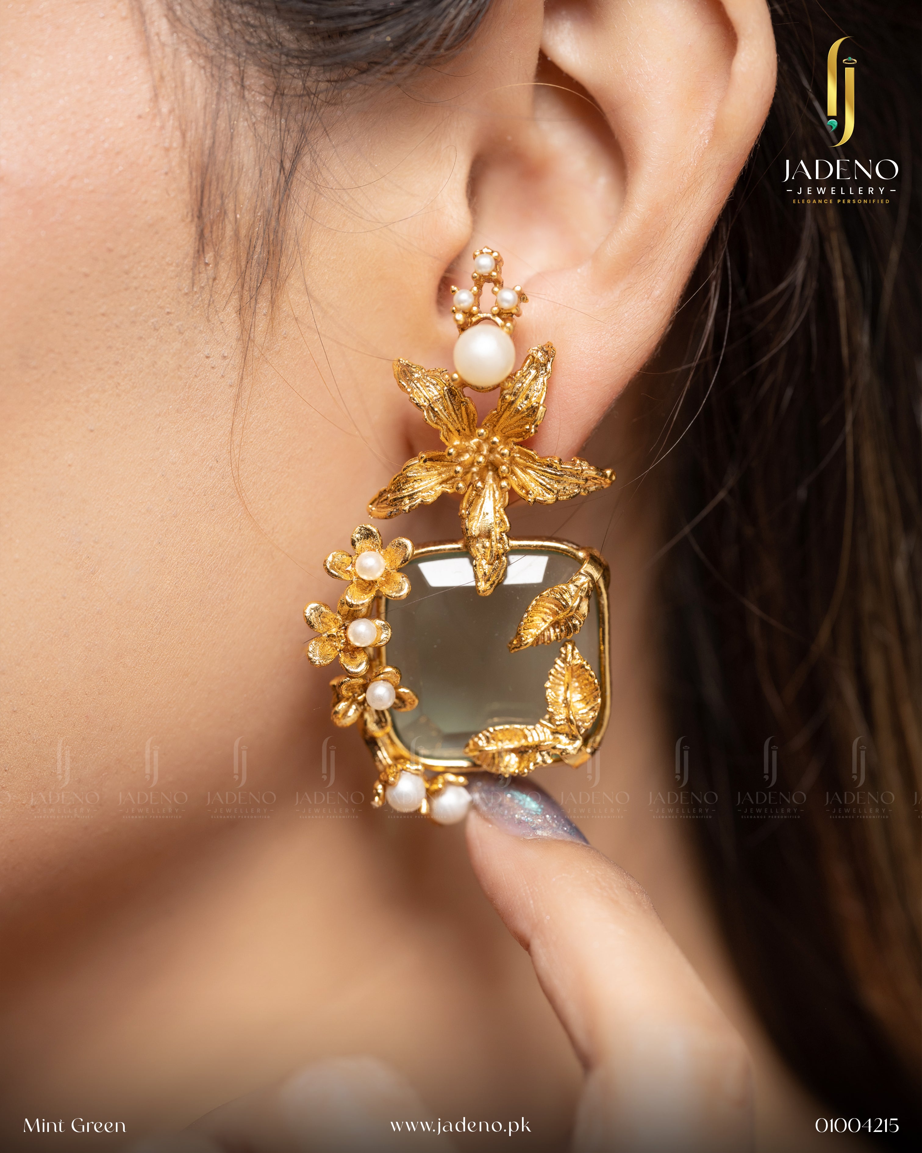 Buy Elegant Studs Online in Pakistan | Jadeno.pk