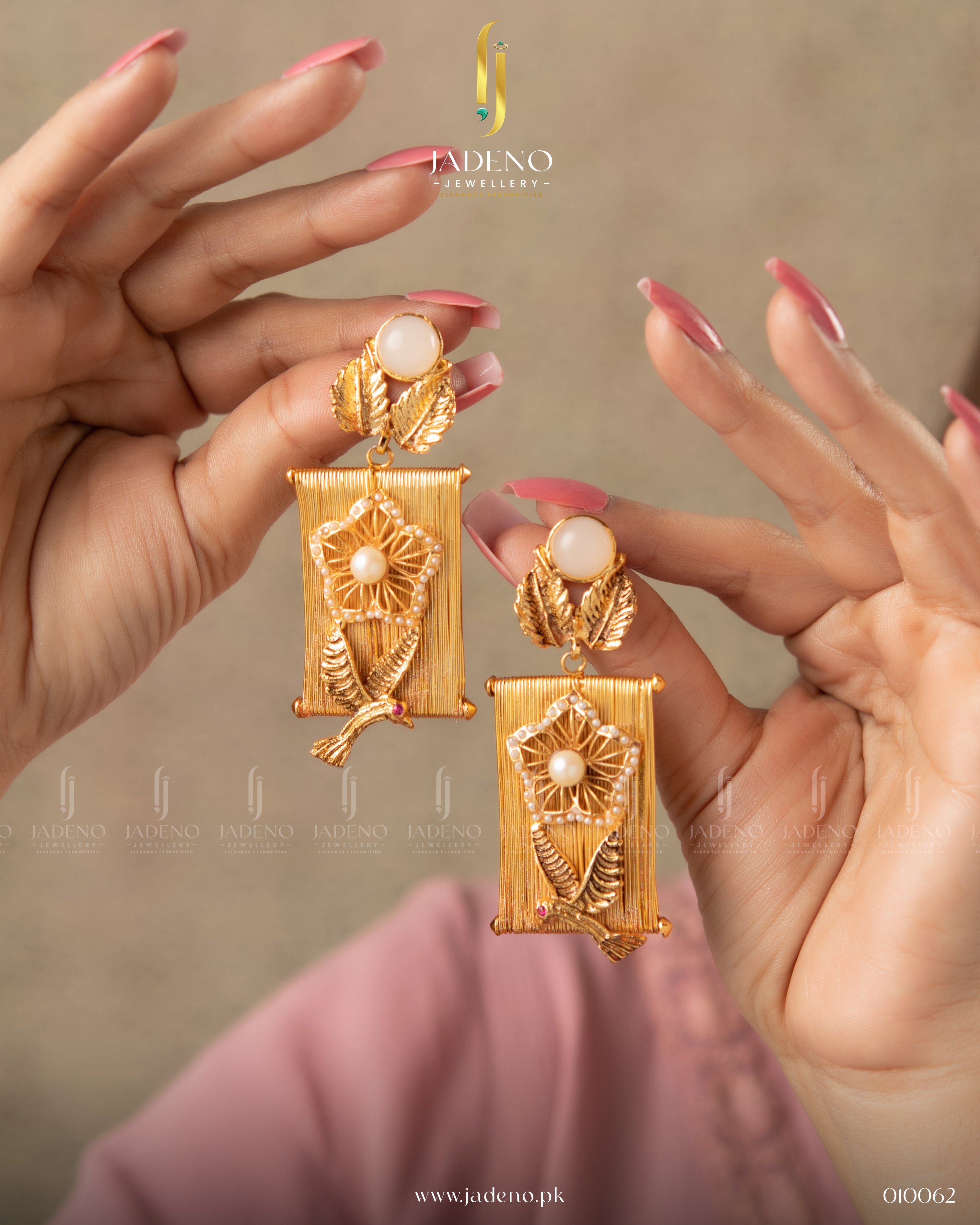 Buy Designer's Made Gold Plated Bird Earrings Online in Pakistan | Jadeno.pk