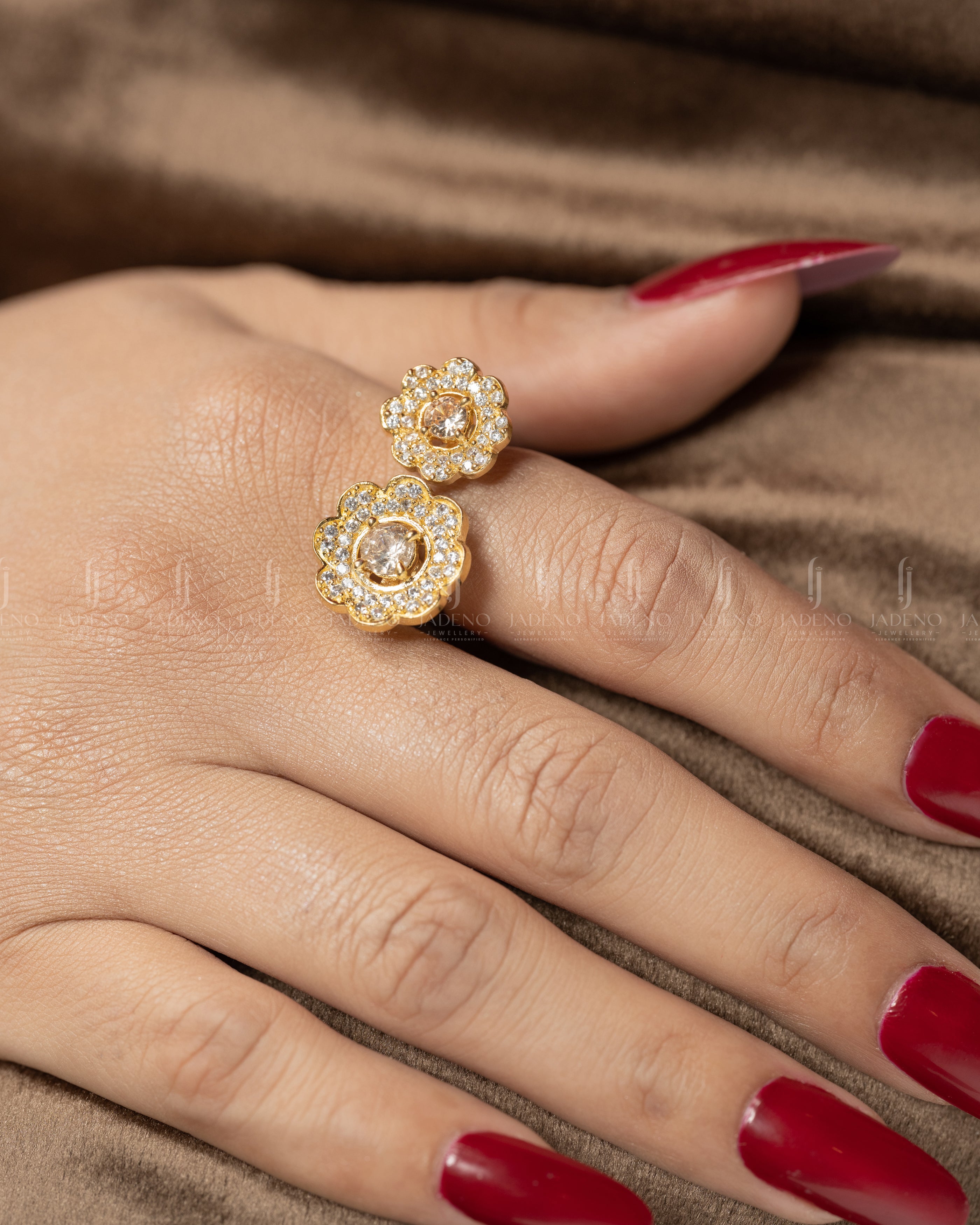 Buy Online Glittering American Diamond Zircon Ring