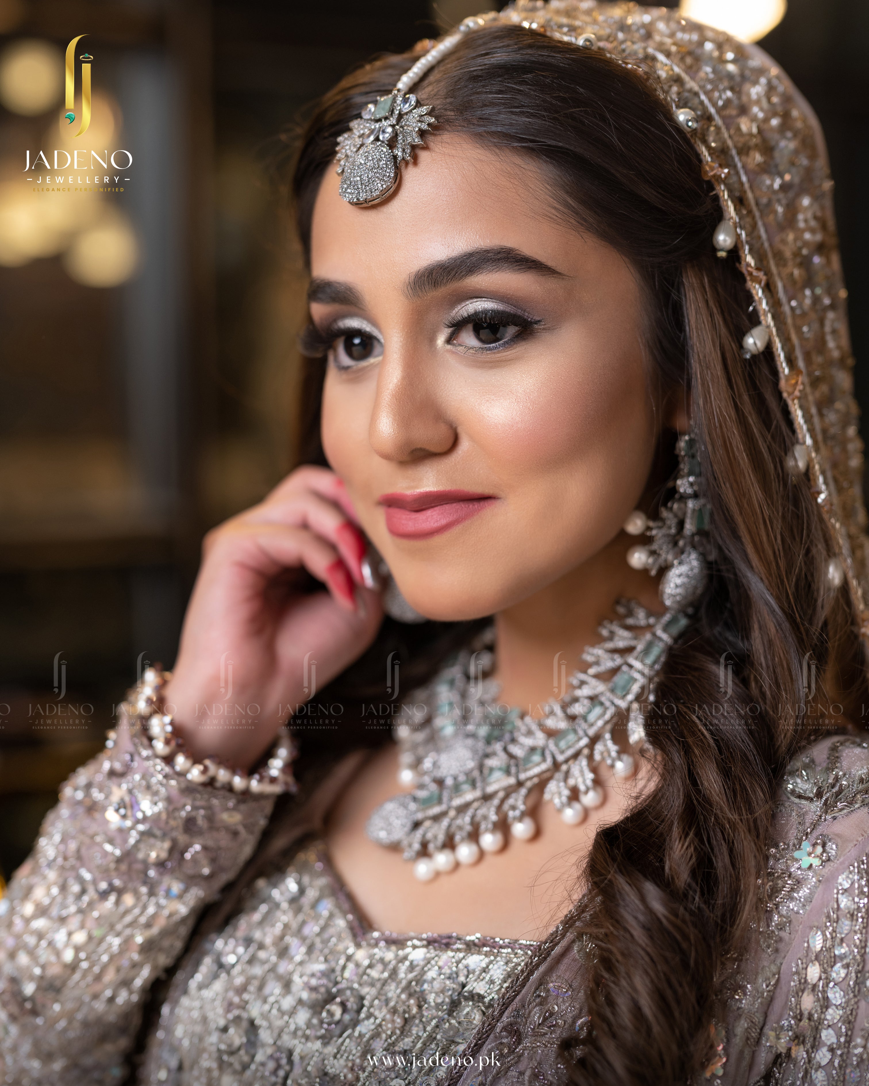 Royal Neelum Set