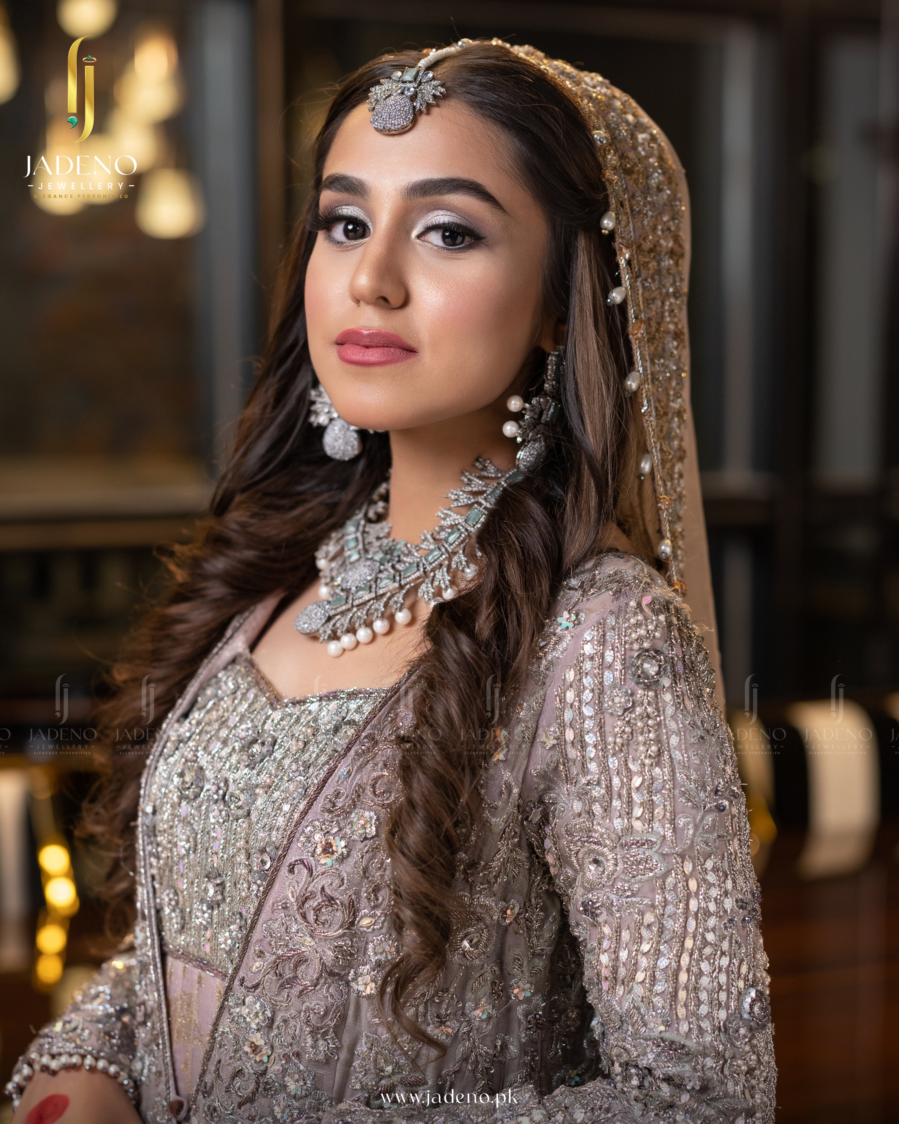 Royal Neelum Set